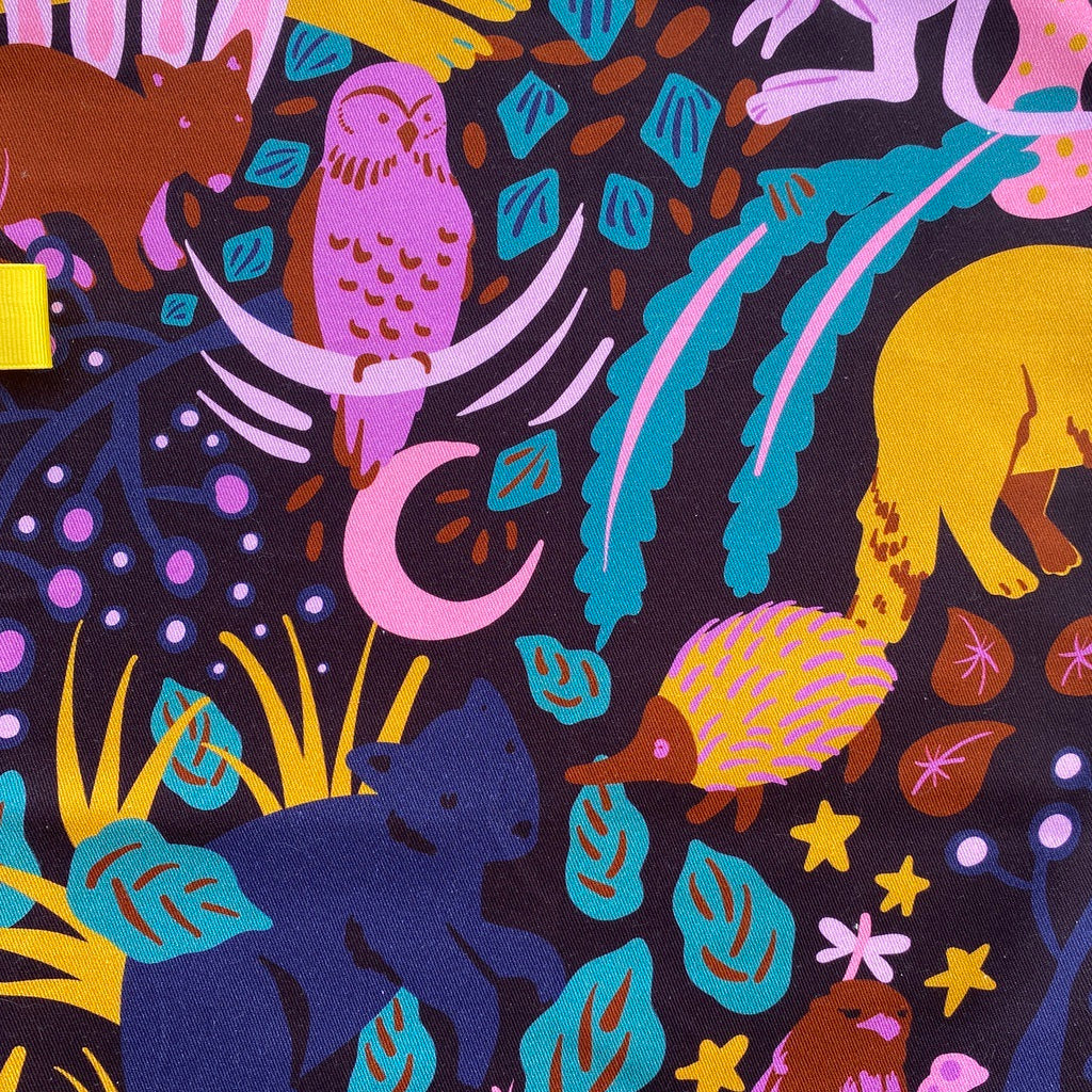 Australian animals Japanese style cross back kitchen apron. Crafting, gardening, no ties apron.