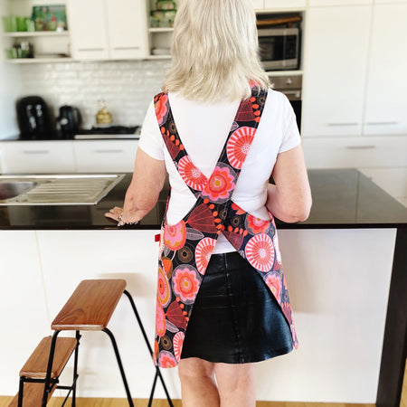 Red floral Japanese style cross back kitchen apron. Crafting, gardening, no ties apron.