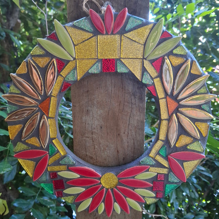 Christmas Mosaic Wreath - Traditional