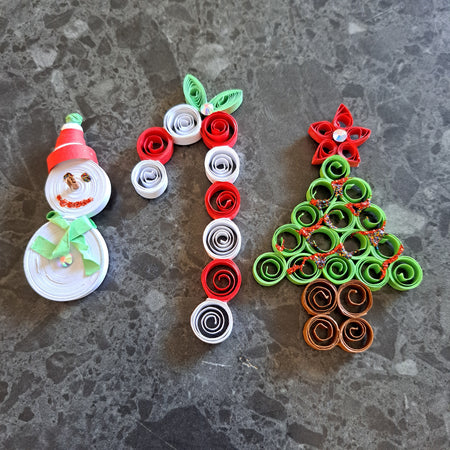 Paper quilled Christmas decorations
