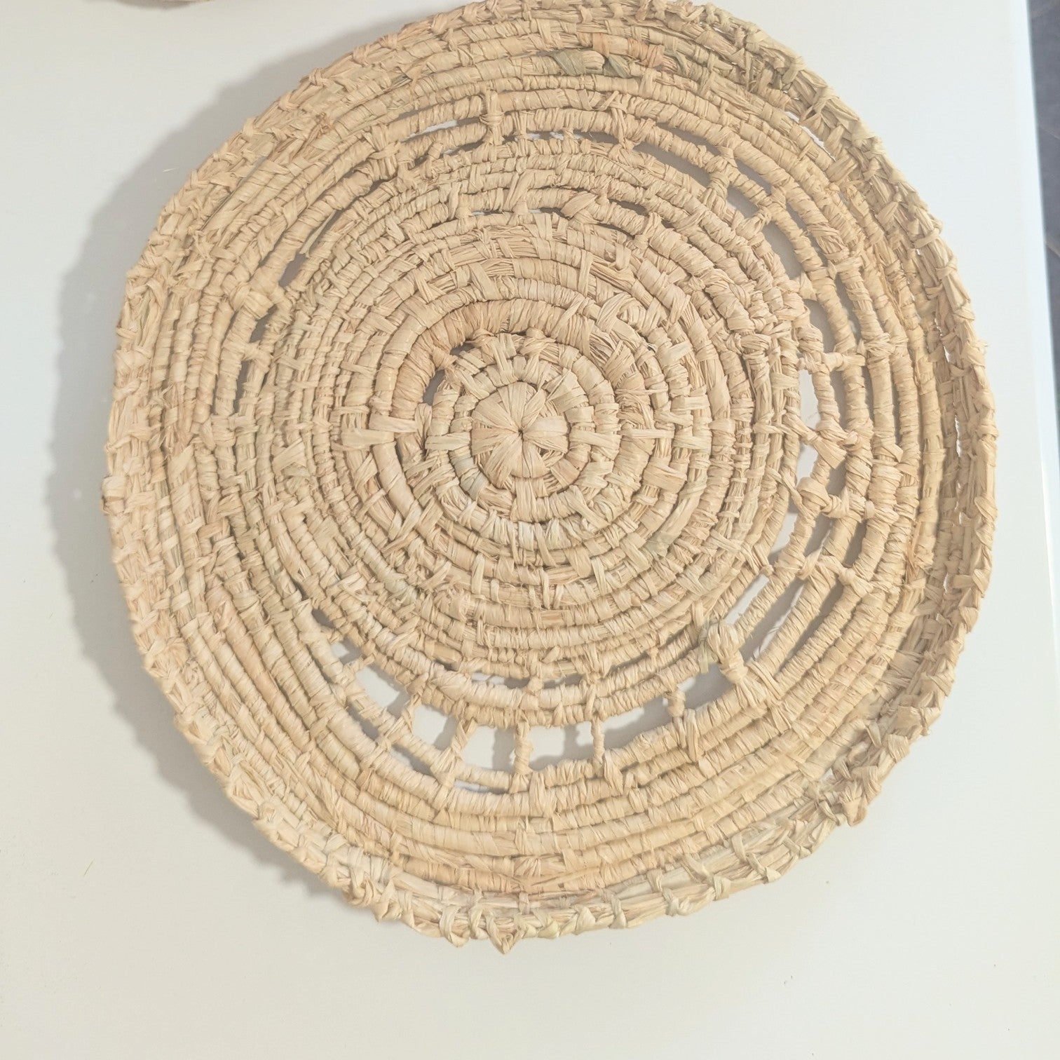 Natural Palm Raffia Basket - Tray Trivet - Protective Tableware