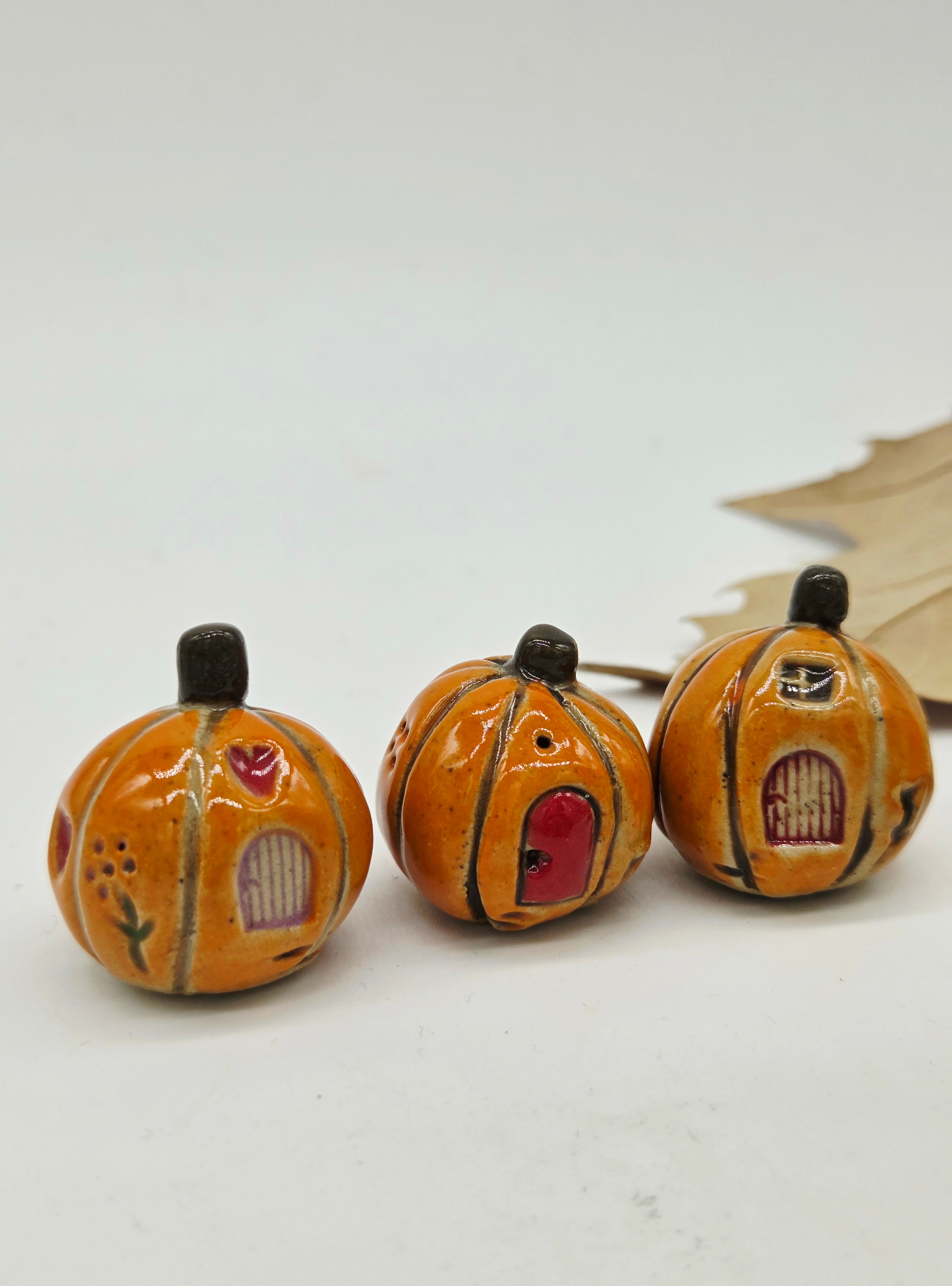 Set of 3 Tiny Pumpkin Houses
