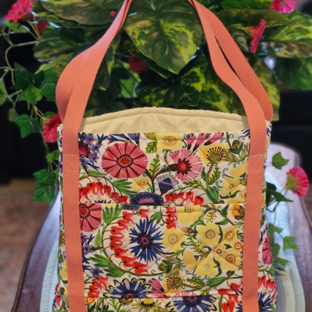 Quilted durable Tote bag in bright colors