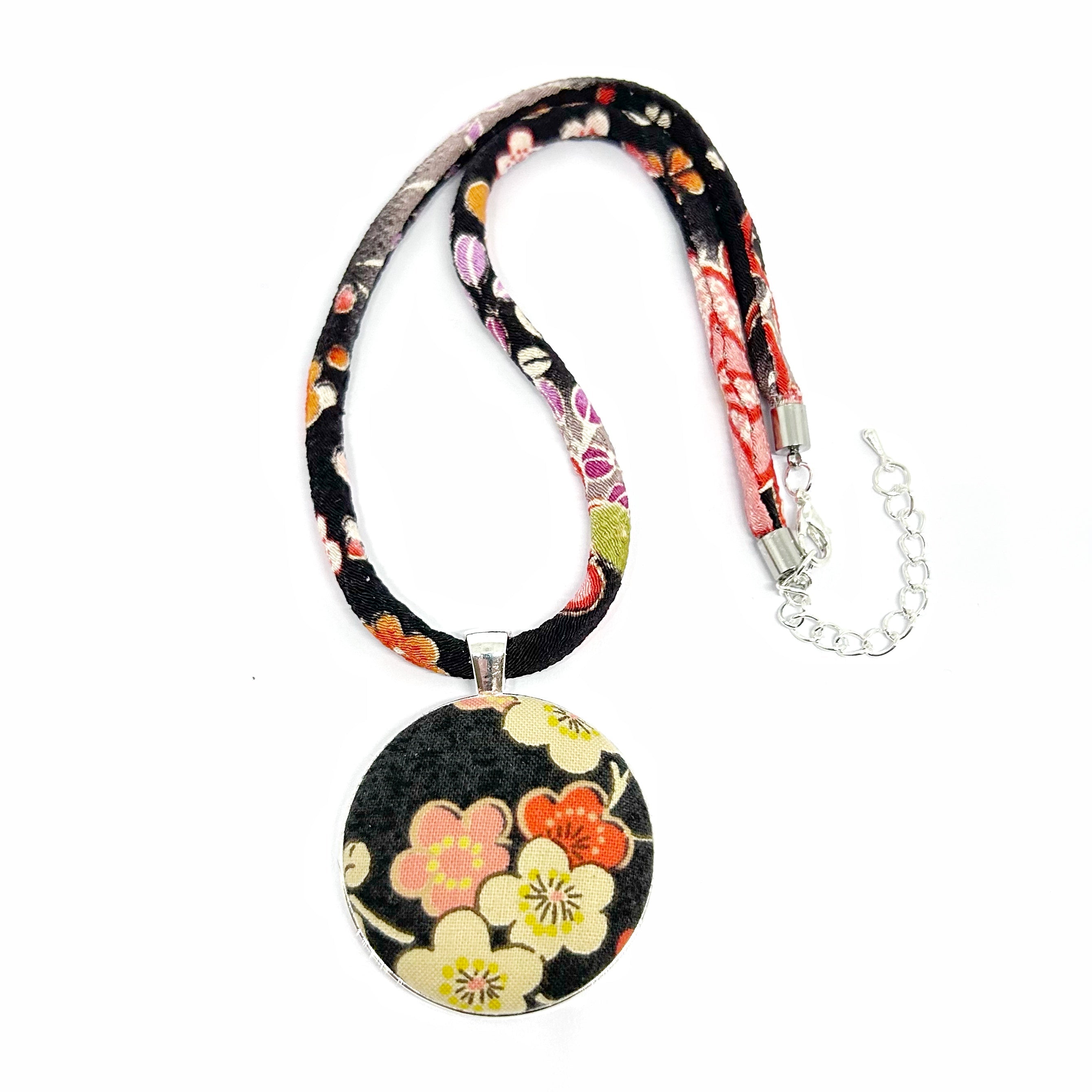 Kimono Pendant Necklace - Pink Blossom