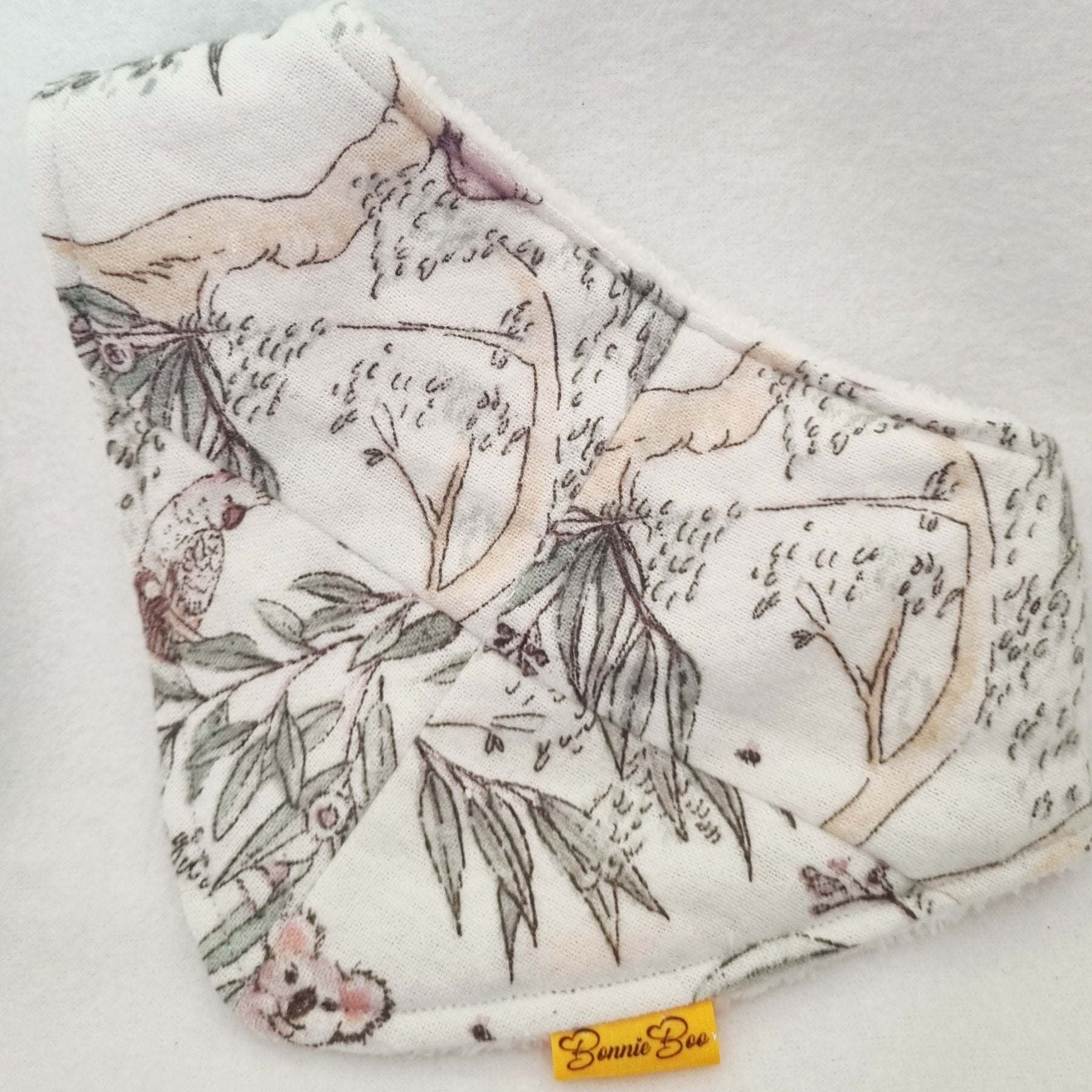 Handmade - Australiana - Kangaroo - 3-piece Baby Shower set - BB40/2