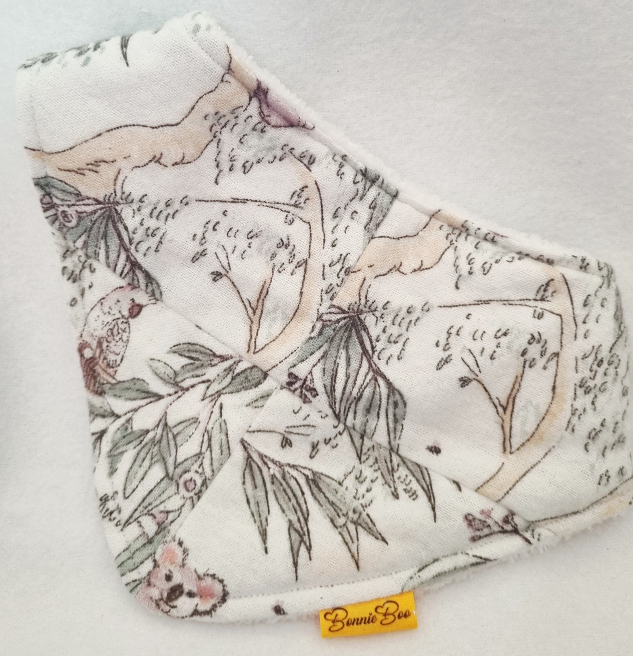 Handmade - Australiana - Kangaroo - 3-piece Baby Shower set - BB40/2
