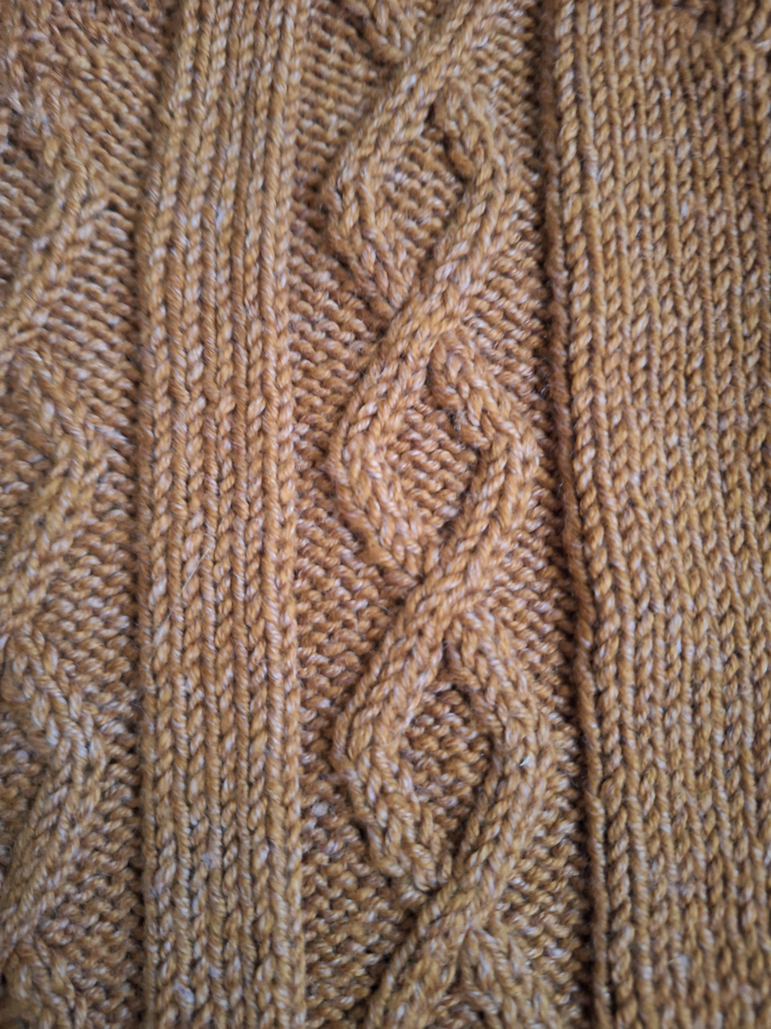 Snuggly 'Brown Bear' Toddler-Kid's Cable-knit Vest. Sz 2-4 Yrs*
