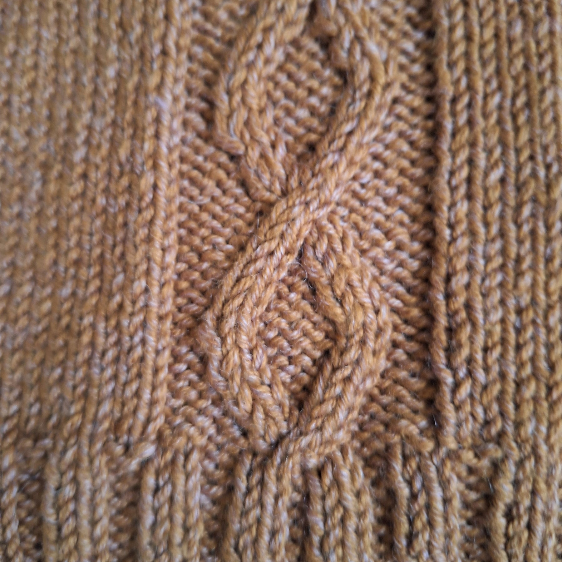 Snuggly 'Brown Bear' Toddler-Kid's Cable-knit Vest. Sz 2-4 Yrs*