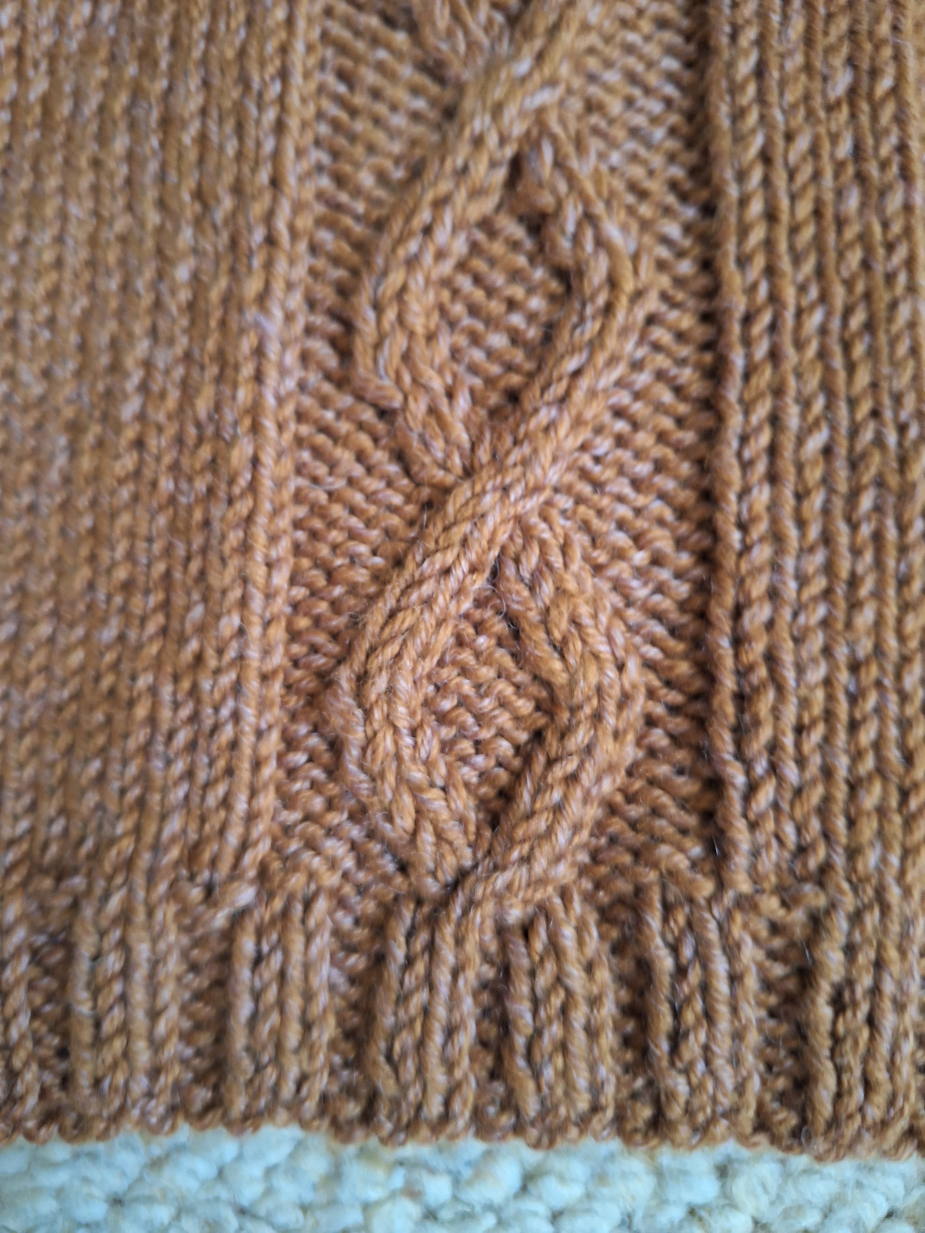Snuggly 'Brown Bear' Toddler-Kid's Cable-knit Vest. Sz 2-4 Yrs*