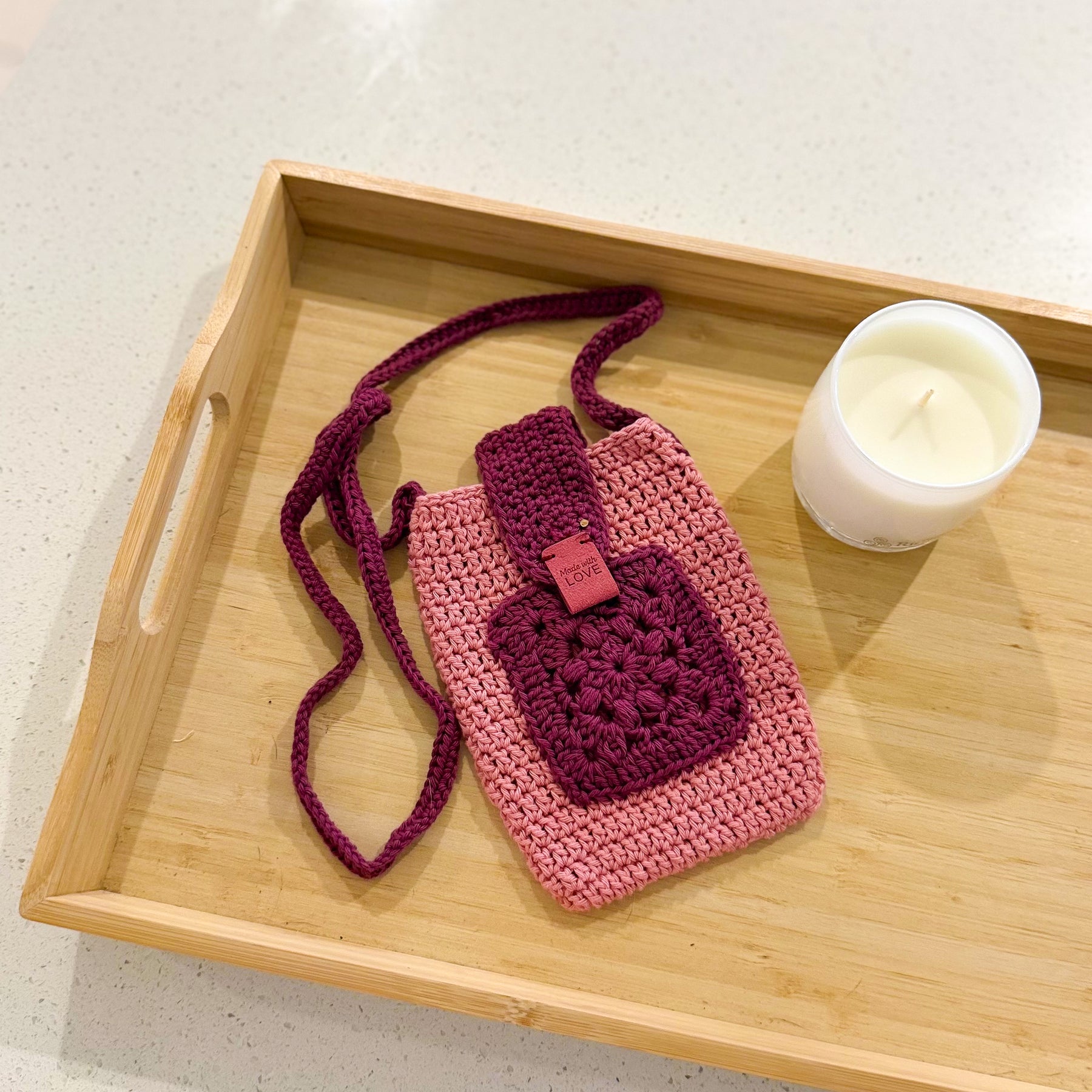 #046-4 Mobile phone bag with pocket