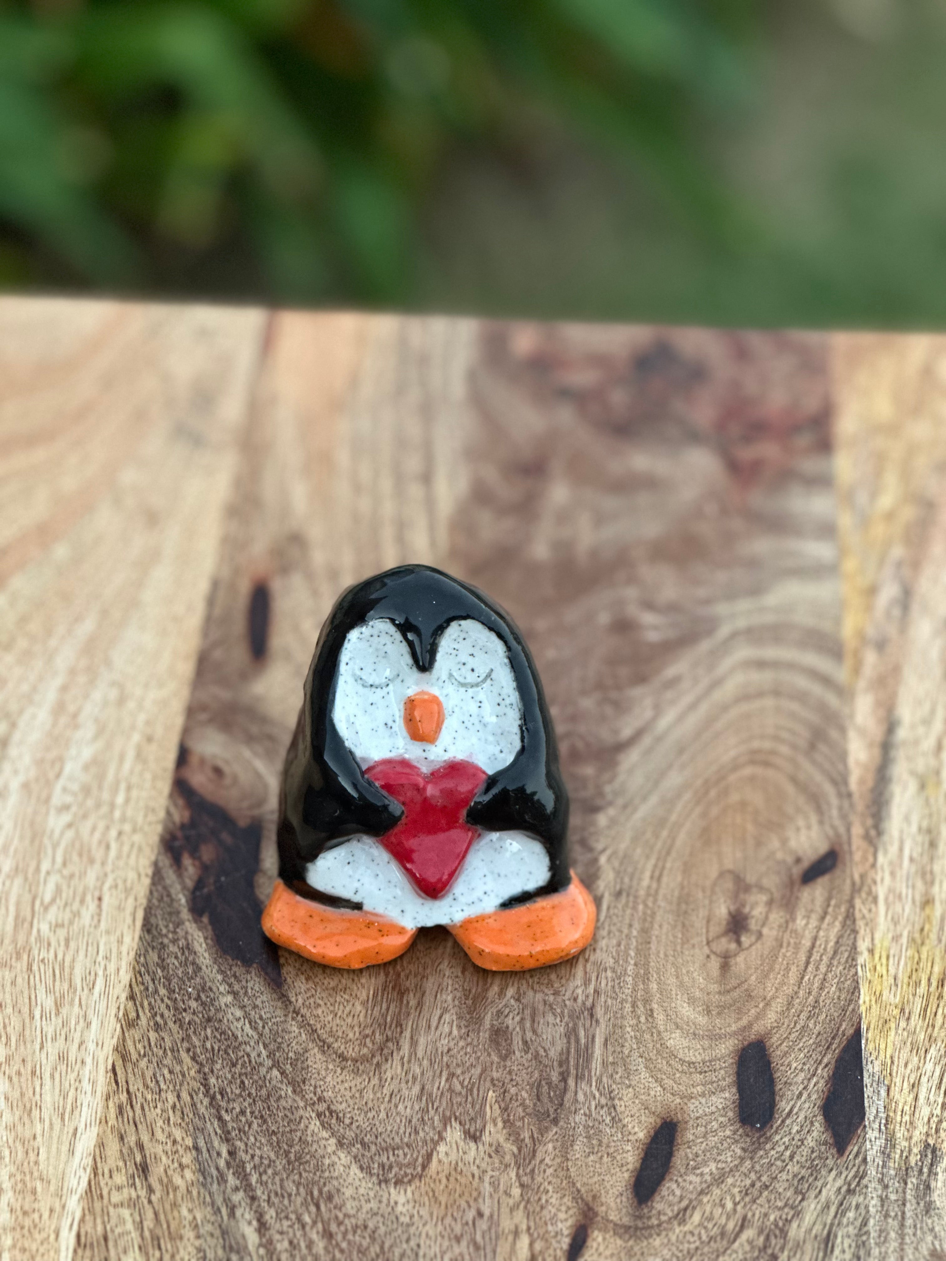 Penguin with Heart – Ceramic collectable
