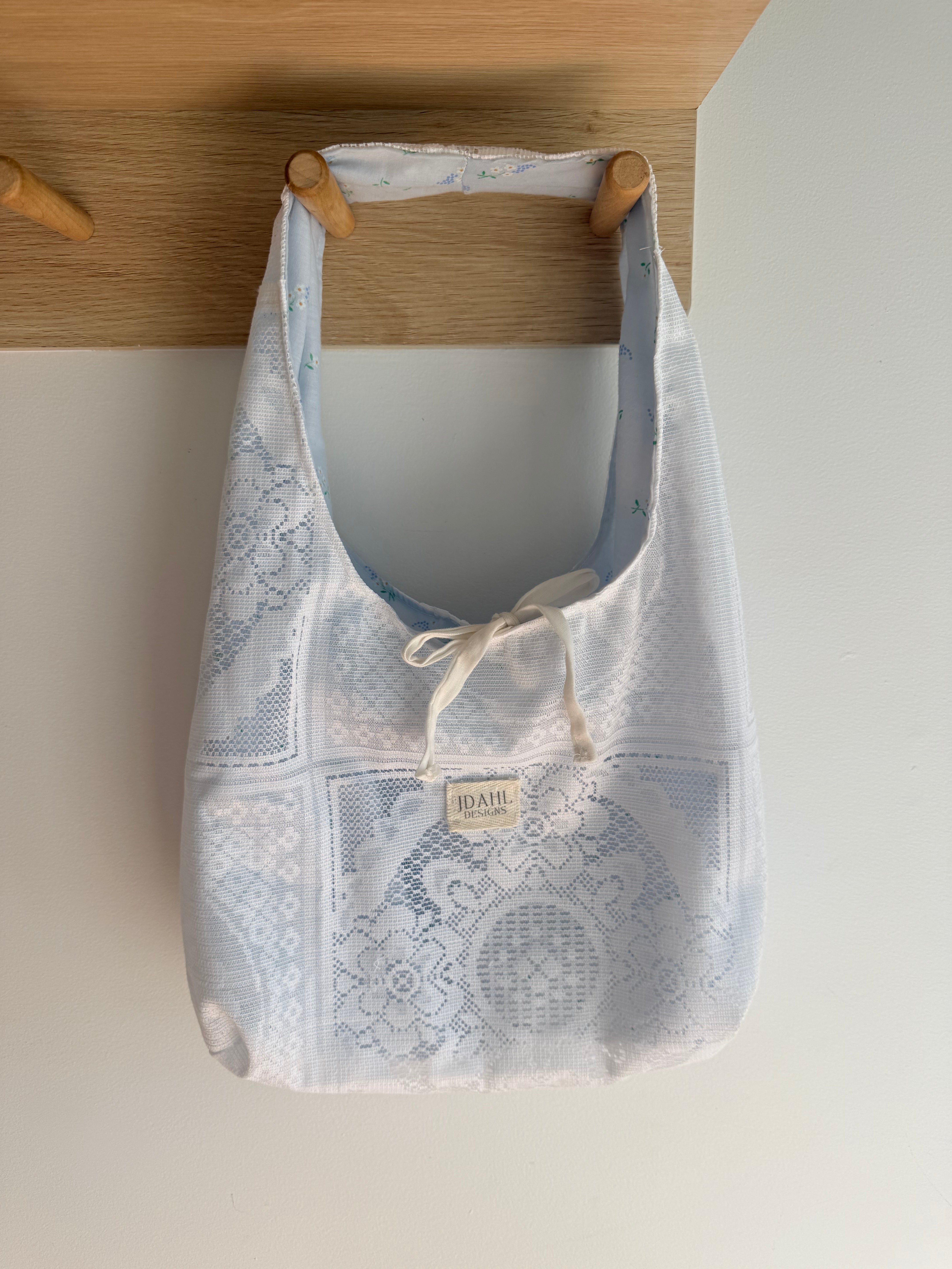 Vintage Lace Shoulder Bag