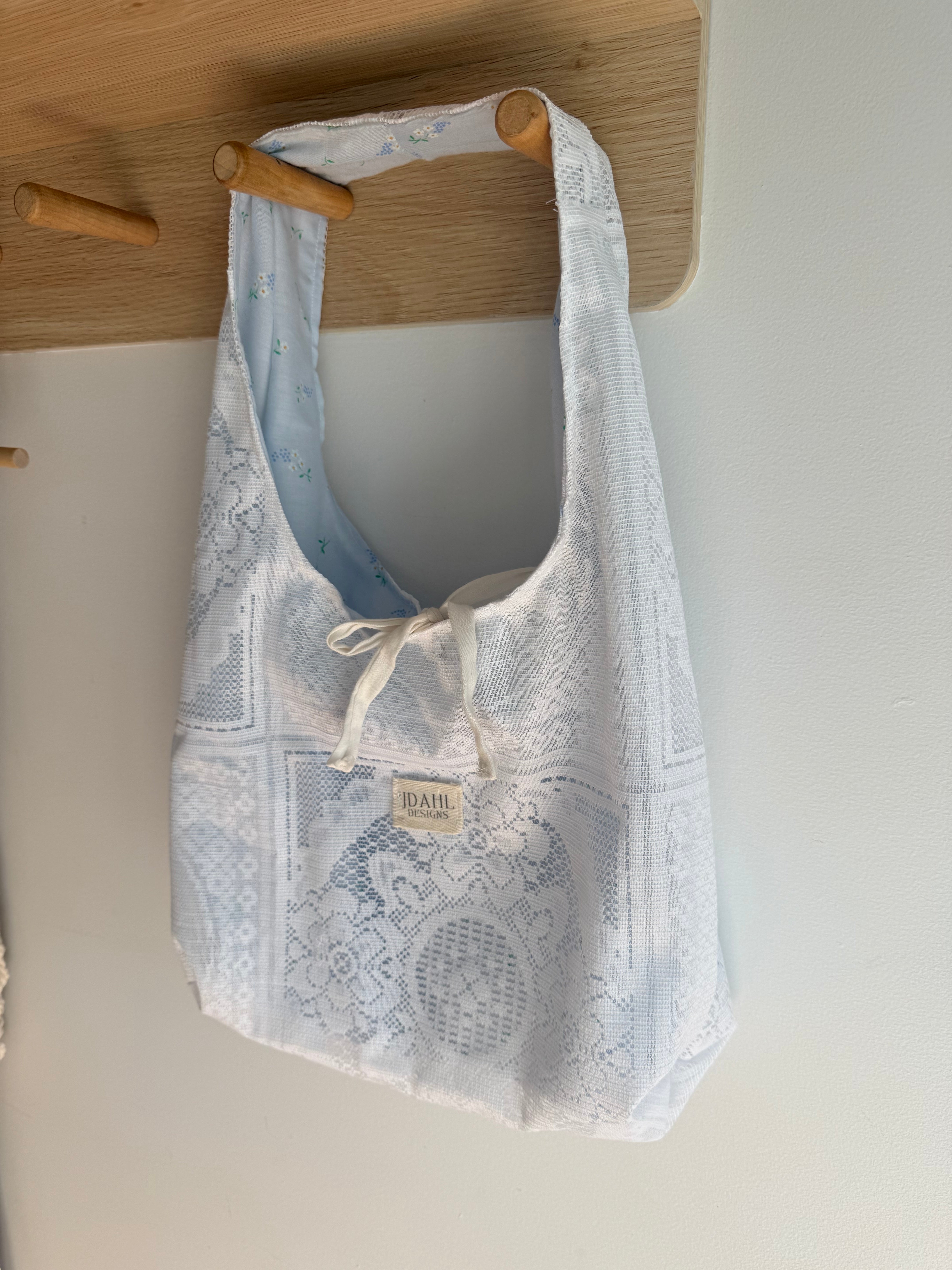 Vintage Lace Shoulder Bag