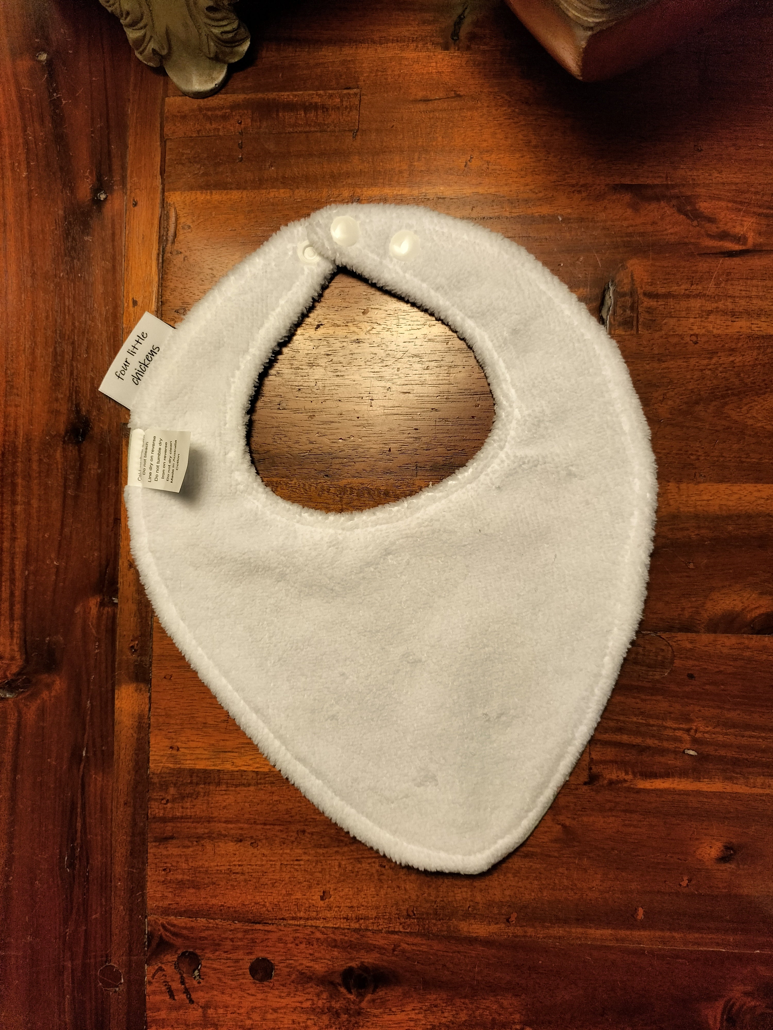 ADVENTURE BEAR BIB
