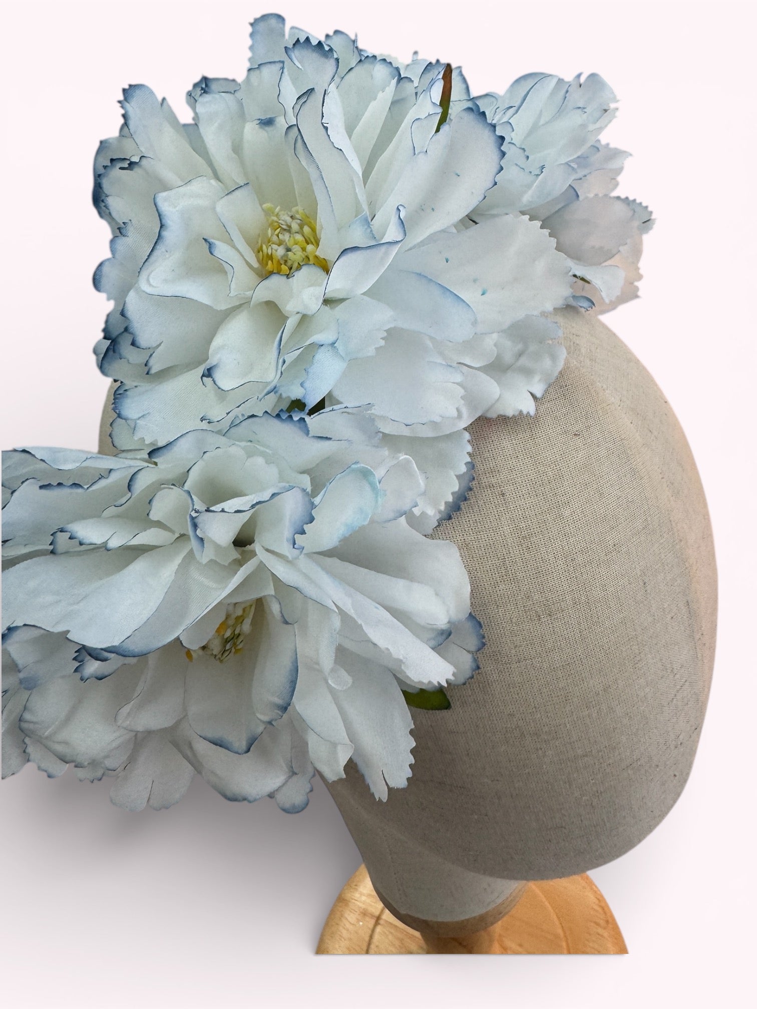 Floral Headband in White with Blue