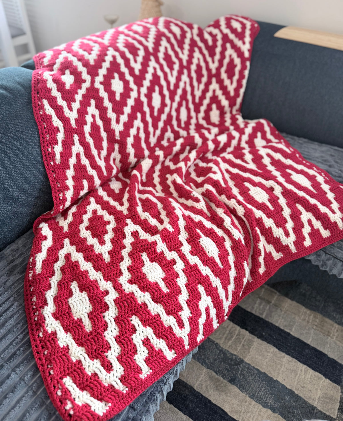 #001 - Cut Diamond Throw / Blanket