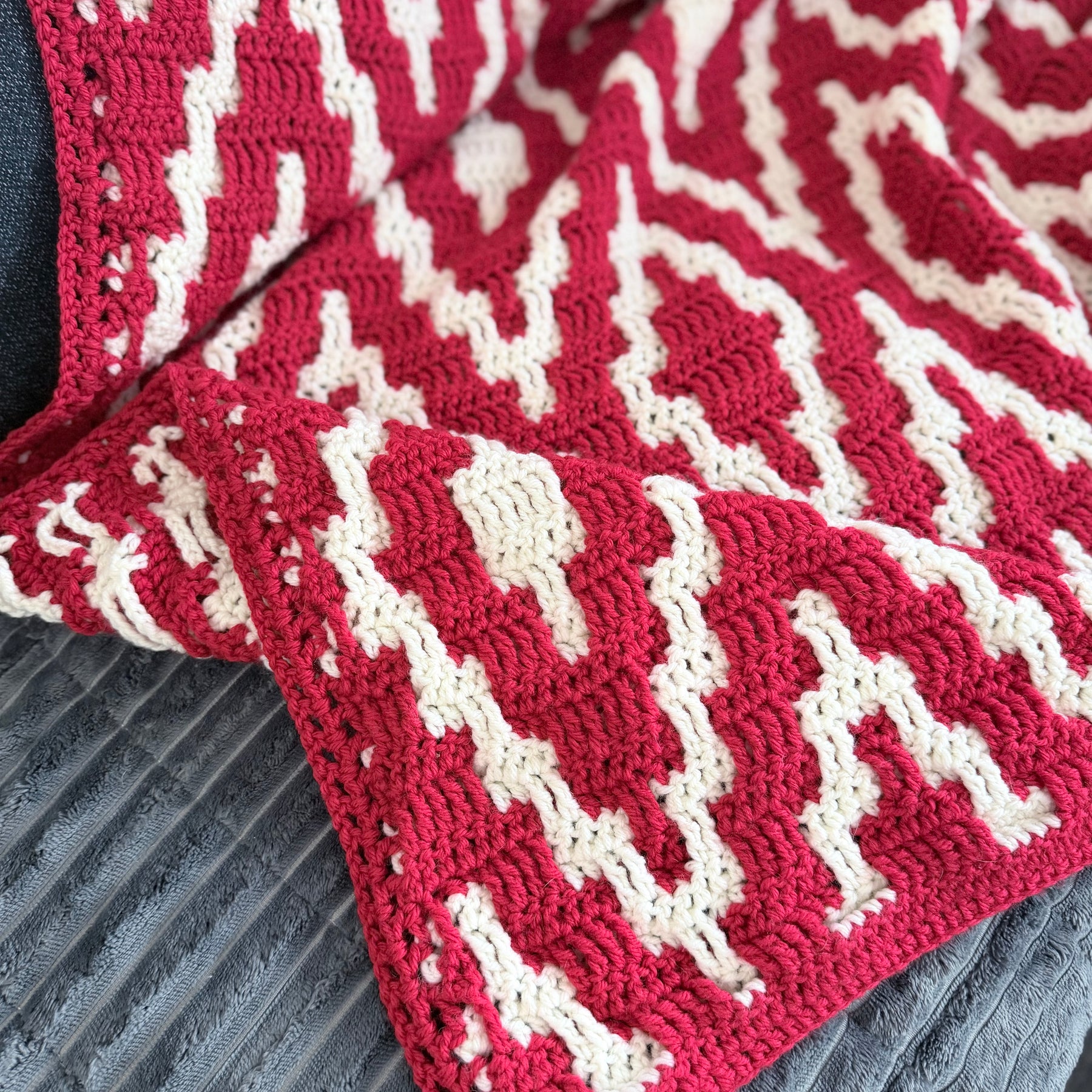 #001 - Cut Diamond Throw / Blanket