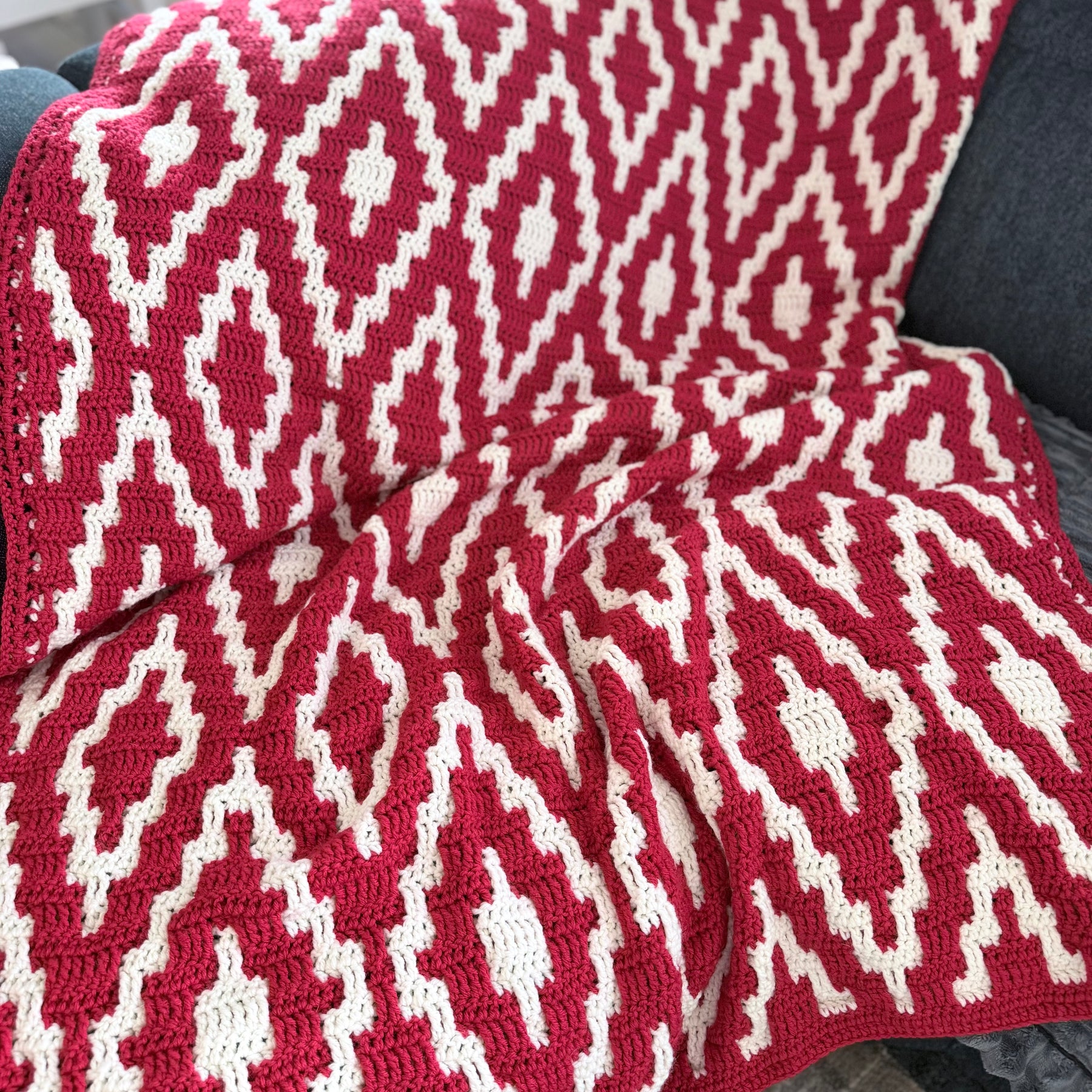 #001 - Cut Diamond Throw / Blanket