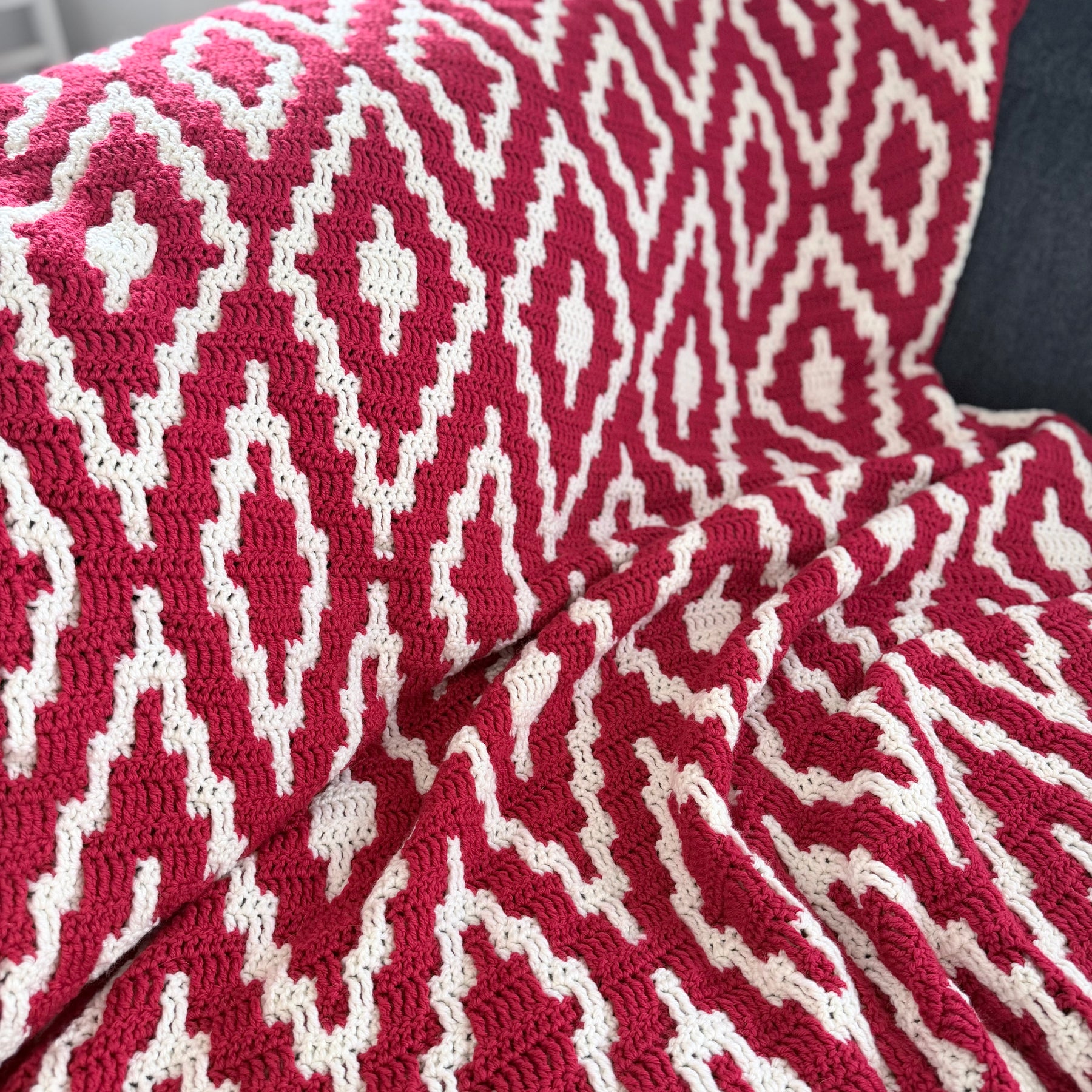 #001 - Cut Diamond Throw / Blanket