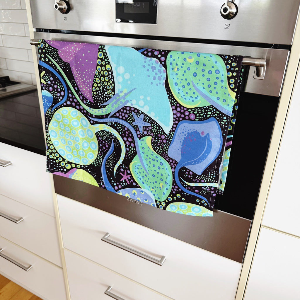 Sting rays tea towel.