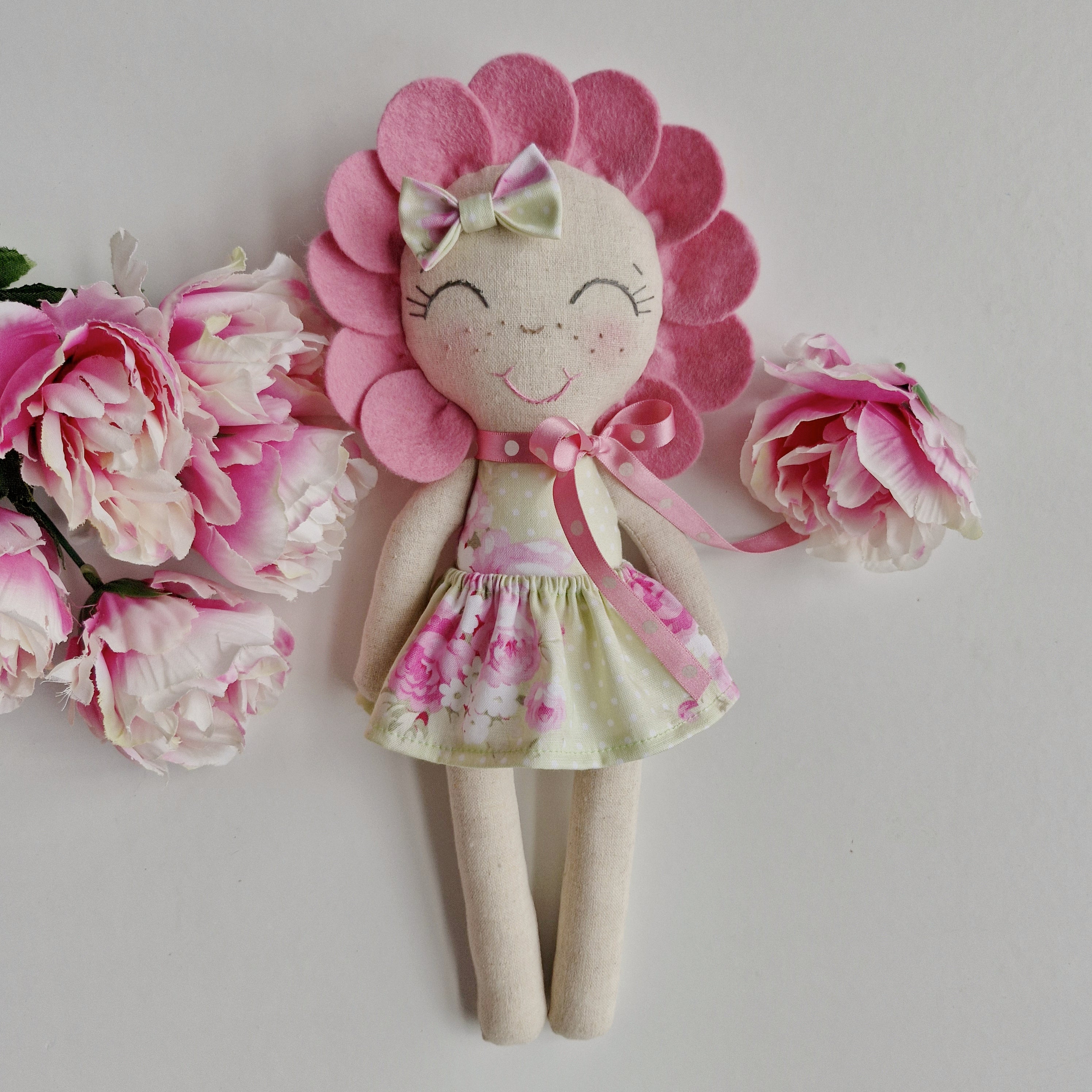 Lil Miss Petals - Slipper Rose