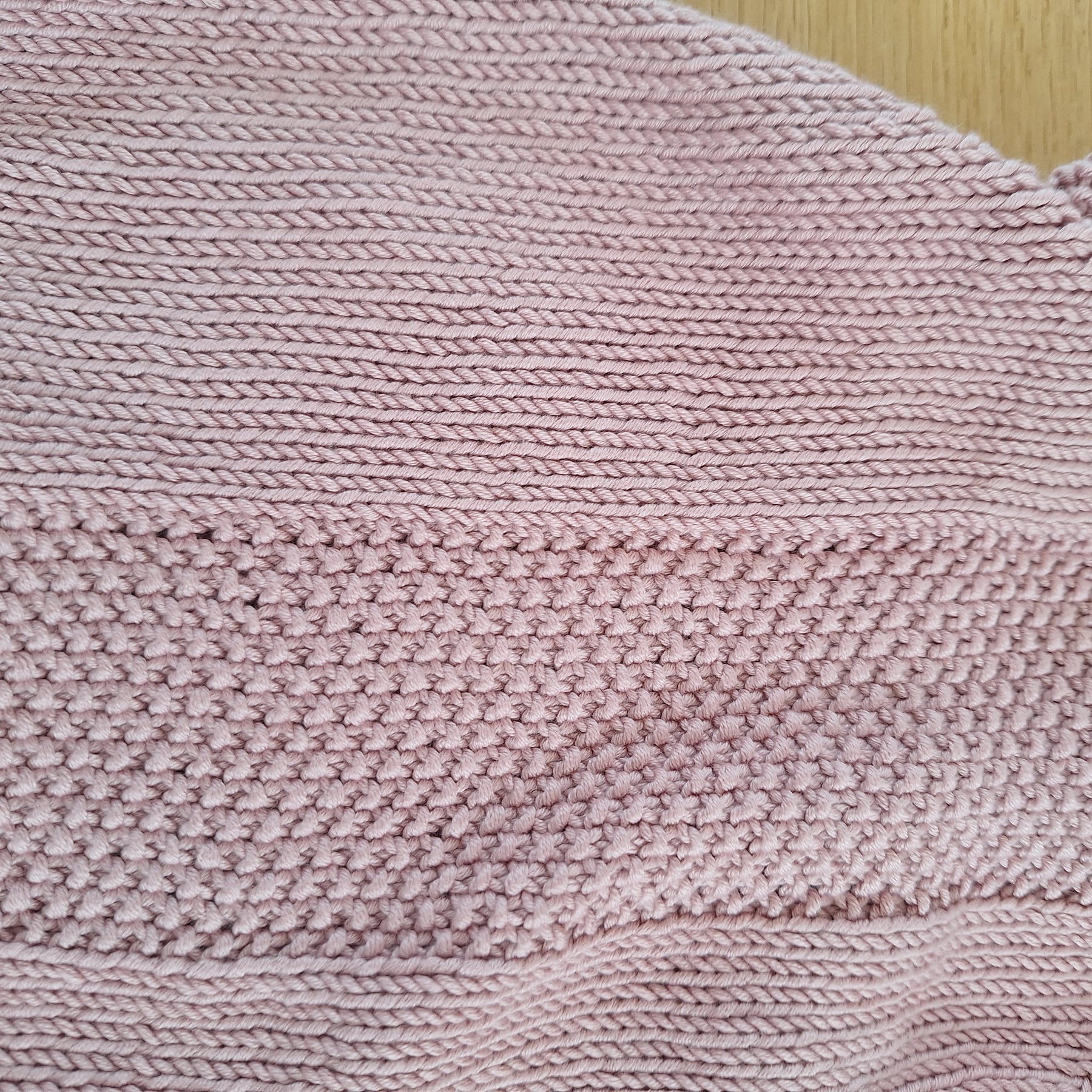 Handknitted Baby Romper Sz 3- 6mths Sweet frills 100% Natural fibre