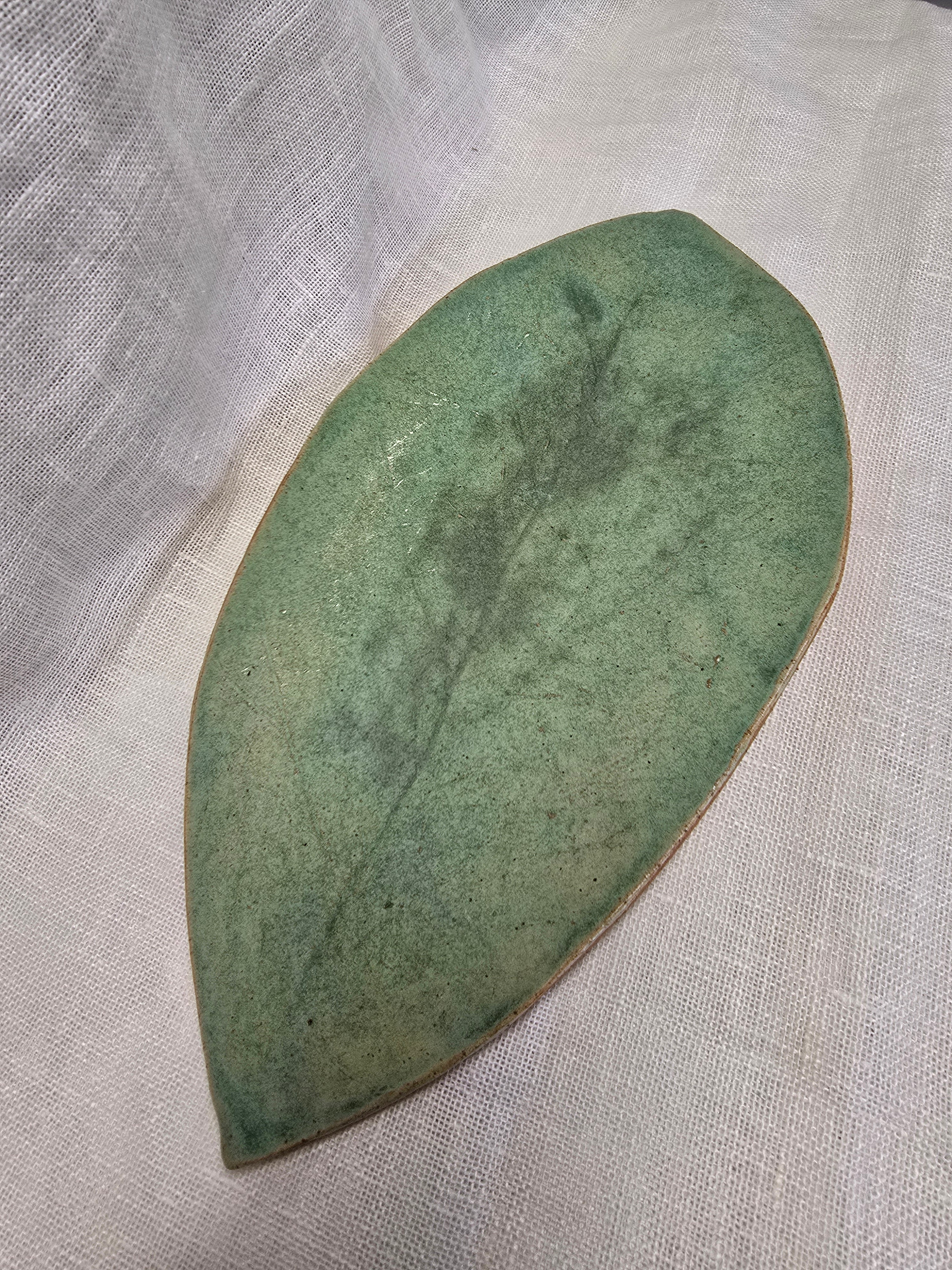 Leaf platter