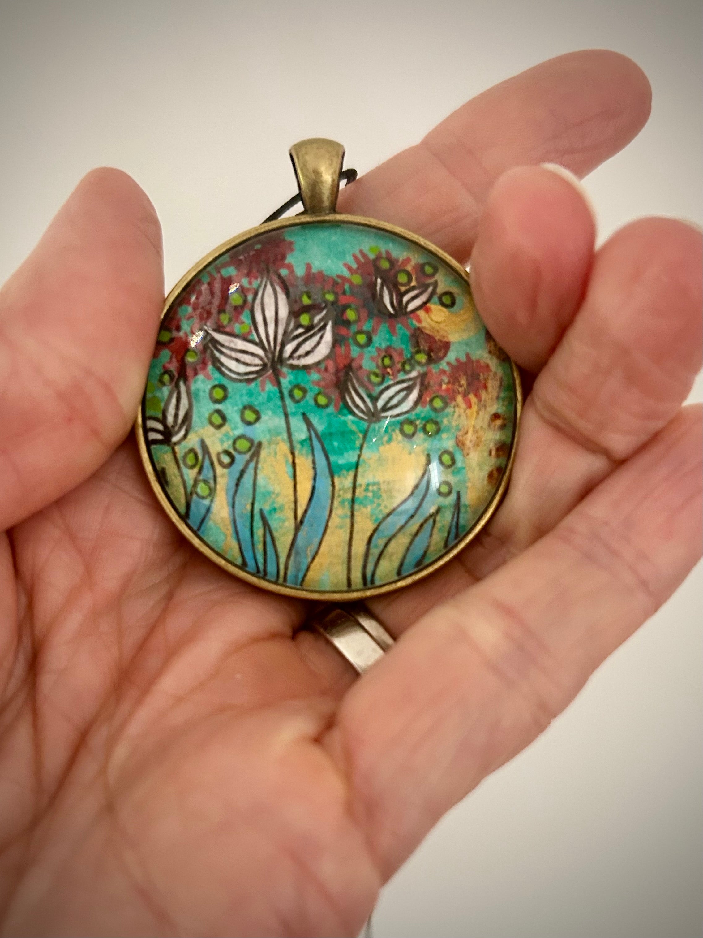Hand-painted necklace : Emerald Earth