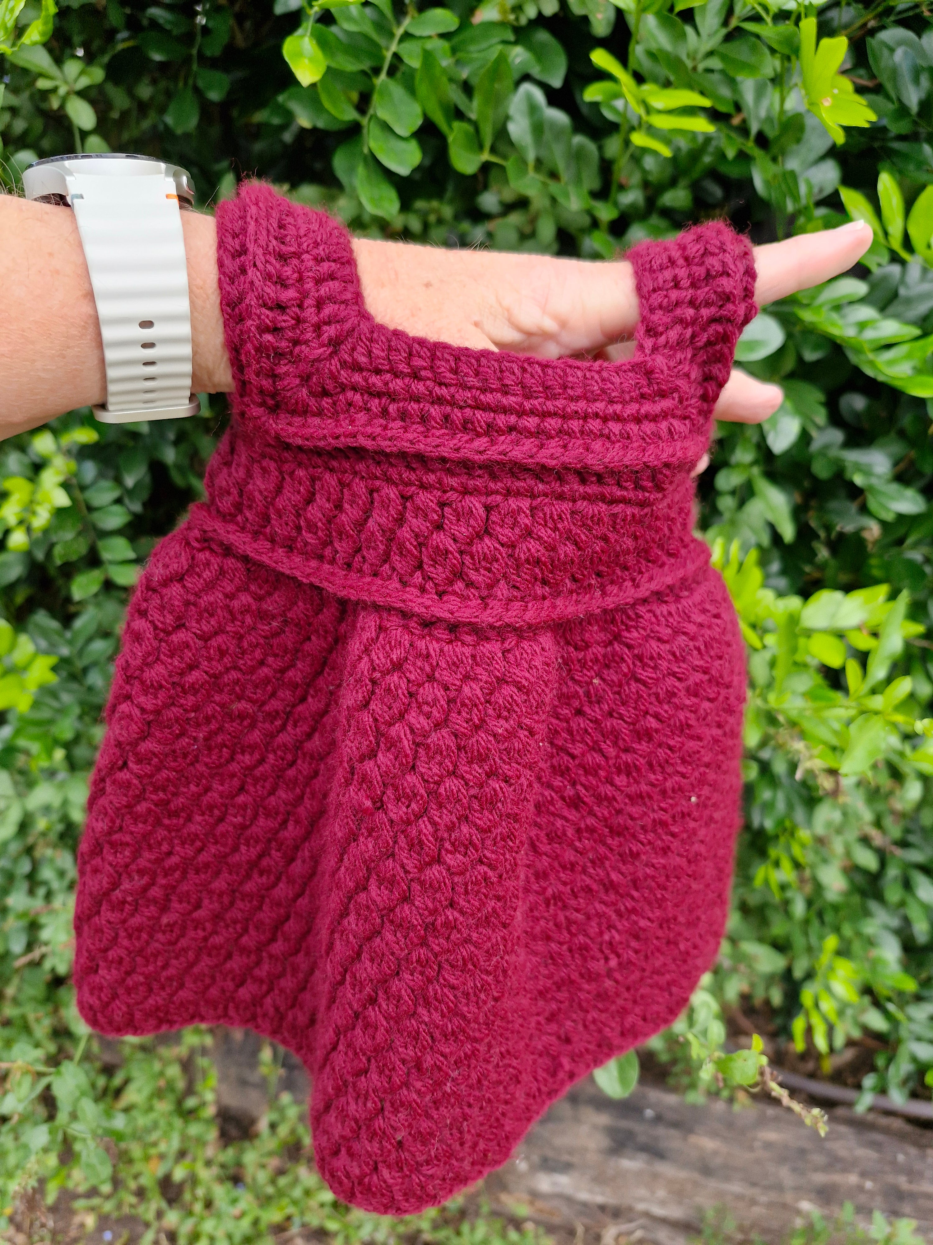 Hand-Crochet Burgandy Baby Dress Newborns / Reborn Dolls