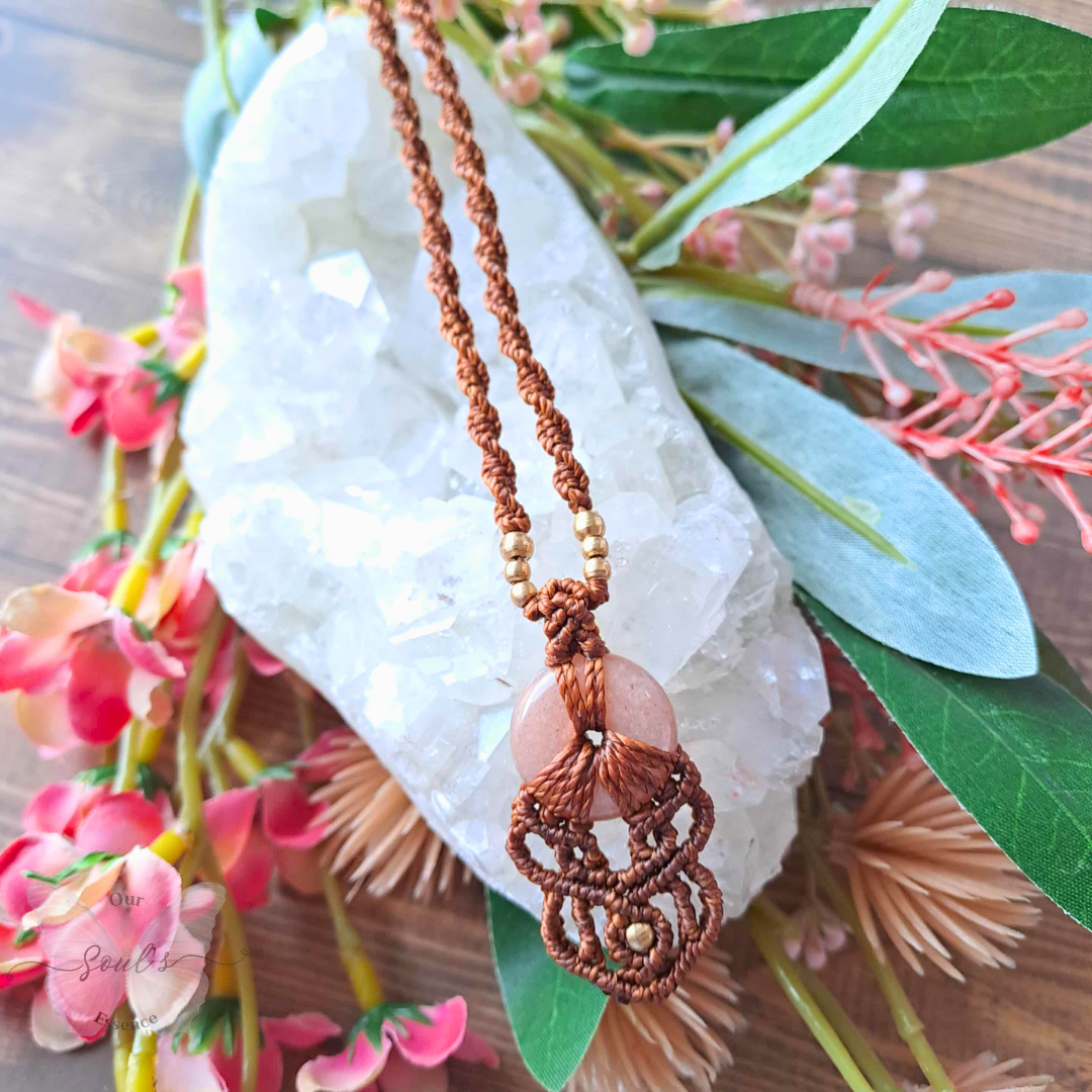 Peach Moonstone Micromacrame Necklace