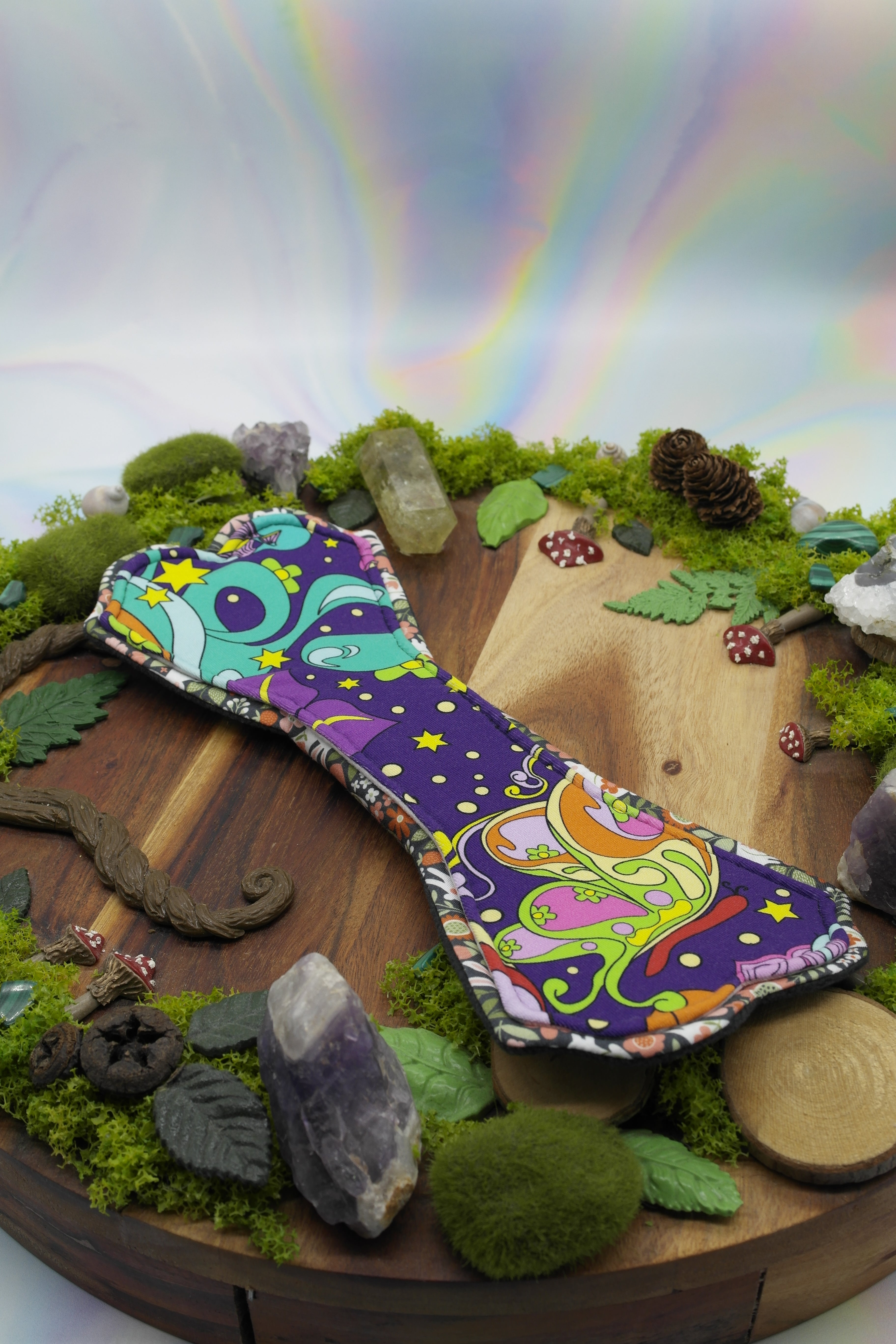 Eco-friendly reusable cloth pad 12" Moderate (Lips of an Angel) - Meadow