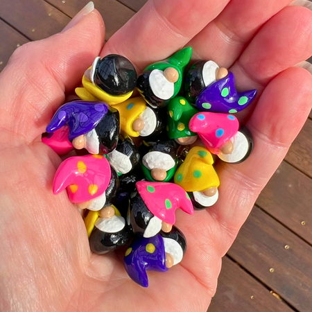 Sweet mini gnomes (set of 16)