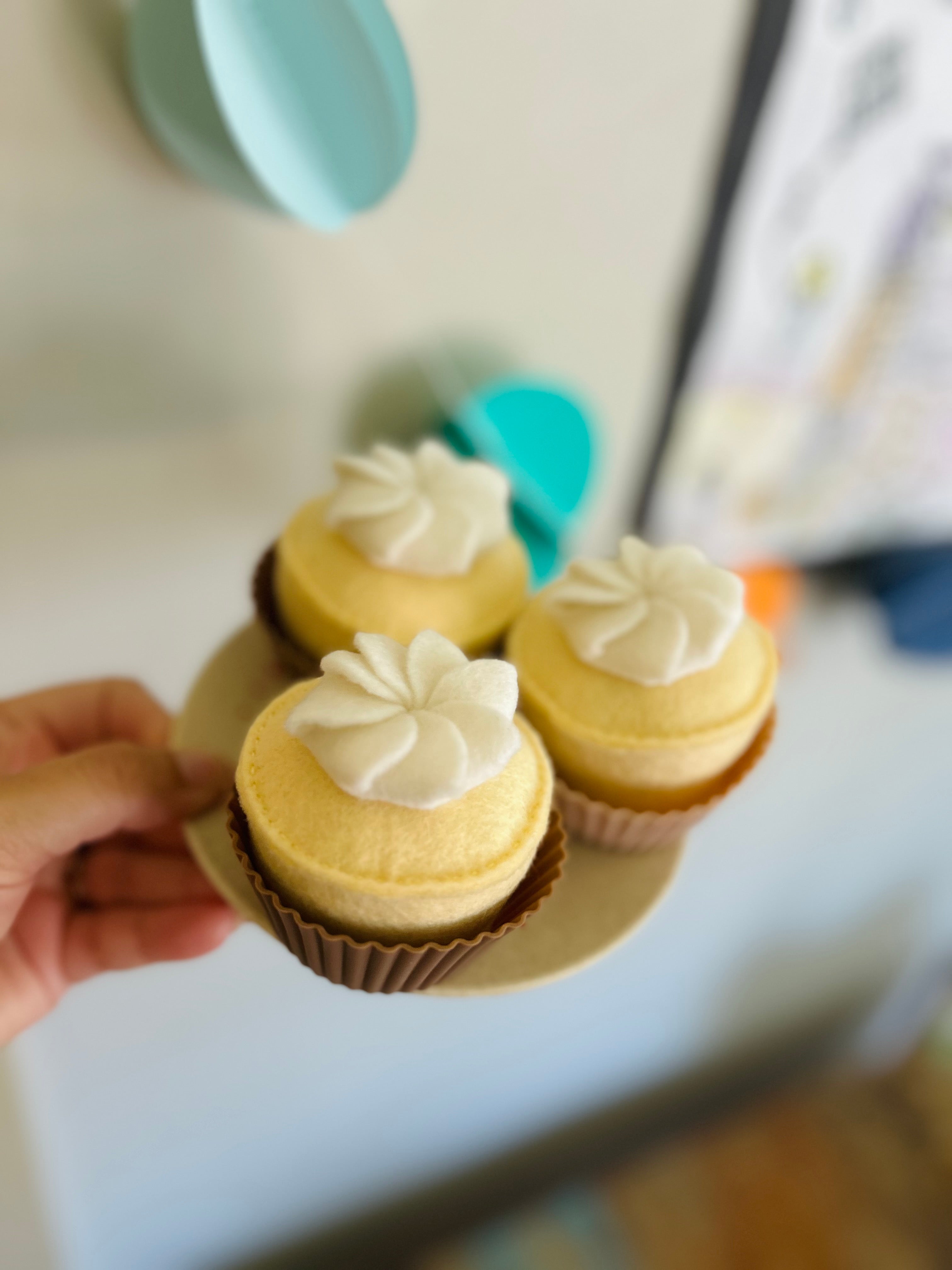 Vanilla Cupcake, felt play food, toddler gift