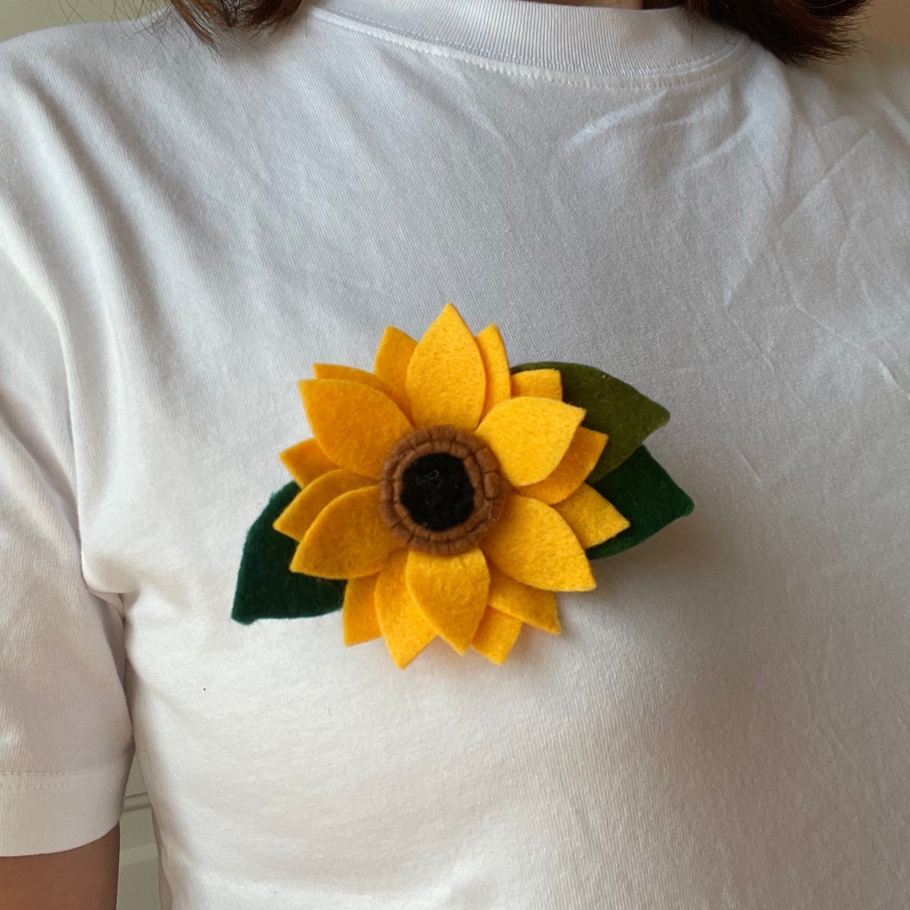 Sunflower brooch
