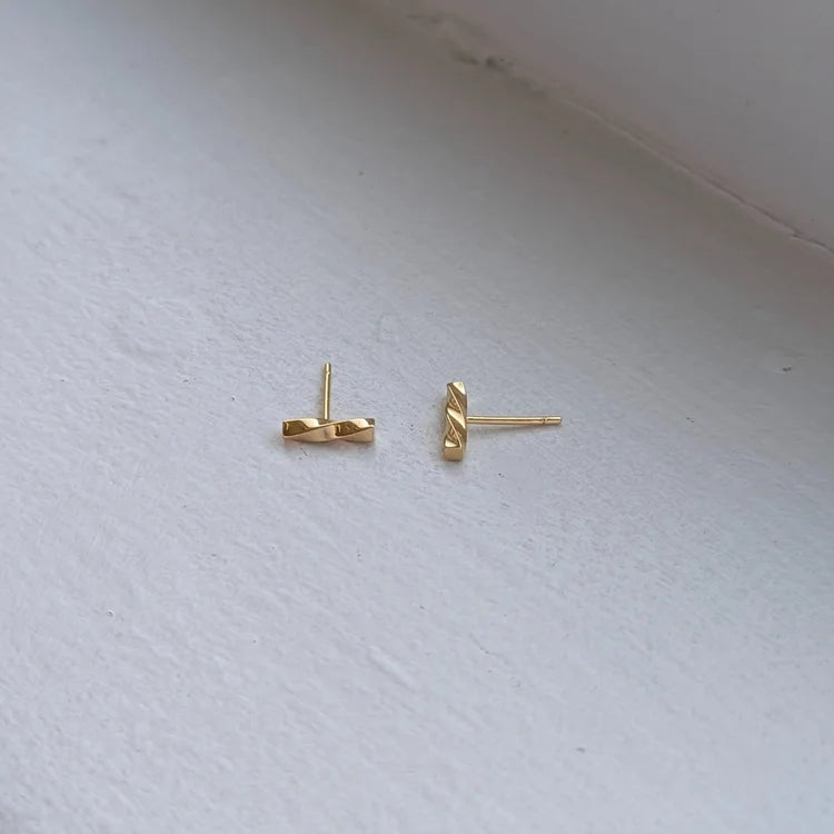 gold plated small twisted studs
