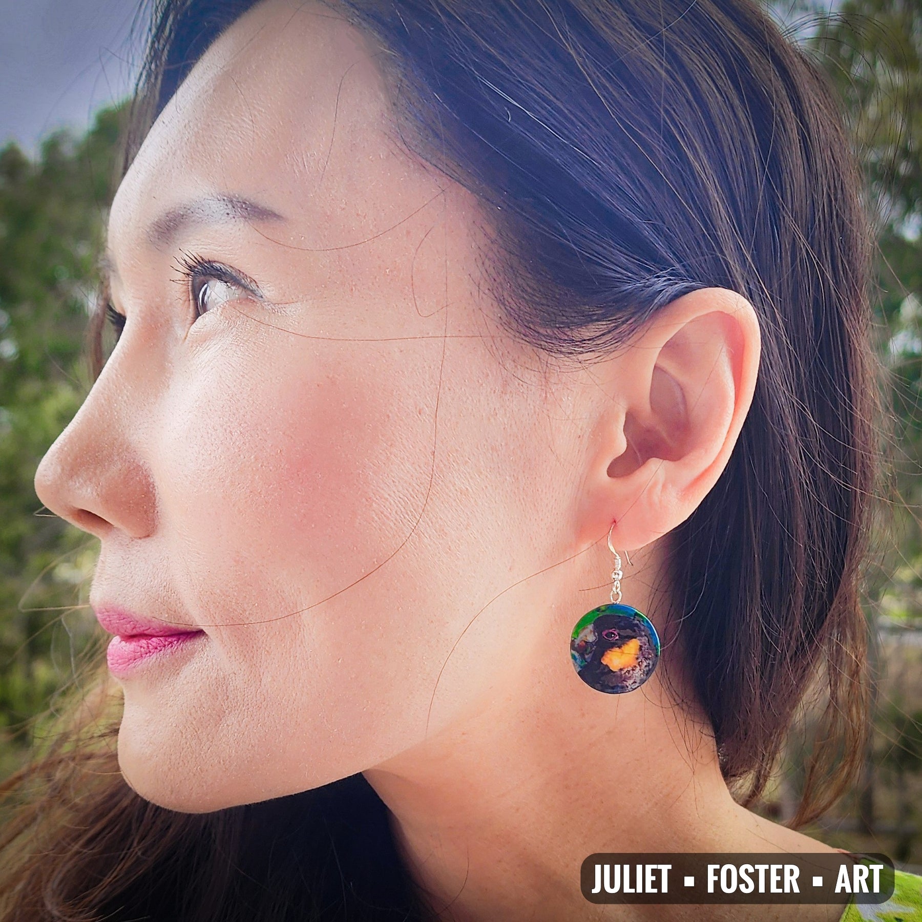 Yellow-tailed cockatoo bird earrings, silver, handpainted, handcarved