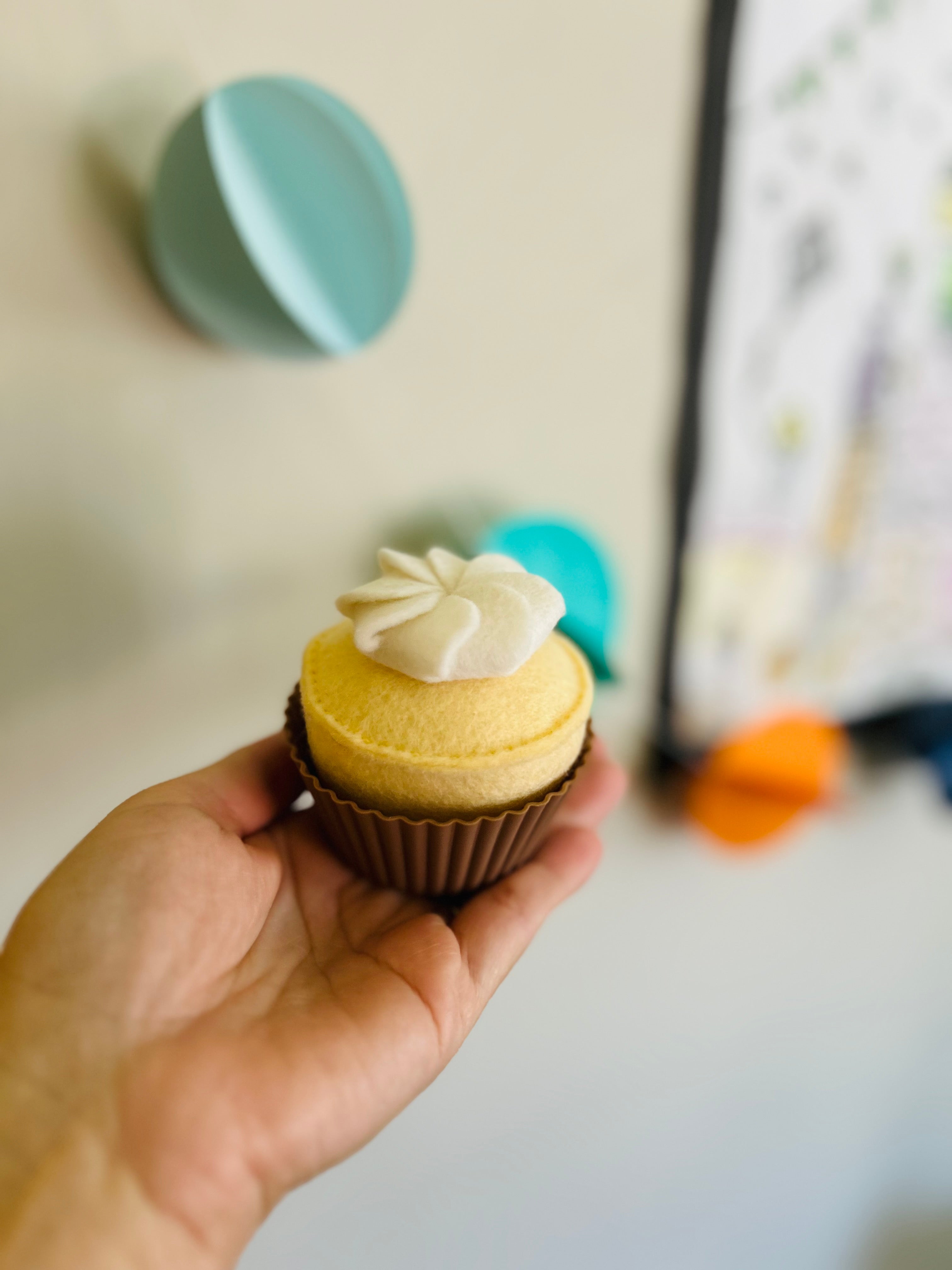 Vanilla Cupcake, felt play food, toddler gift