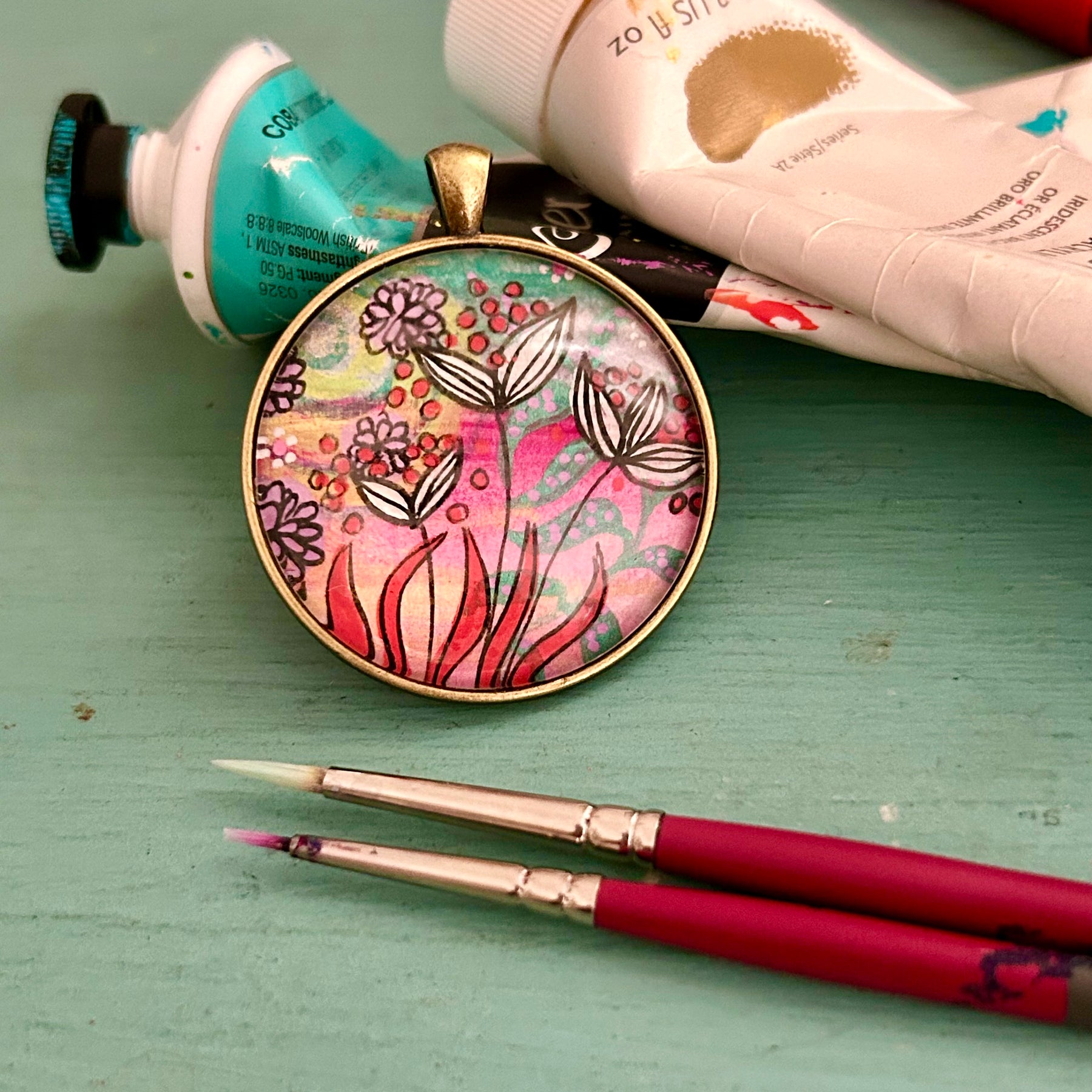 Hand-painted necklace : Peppermint Blooms