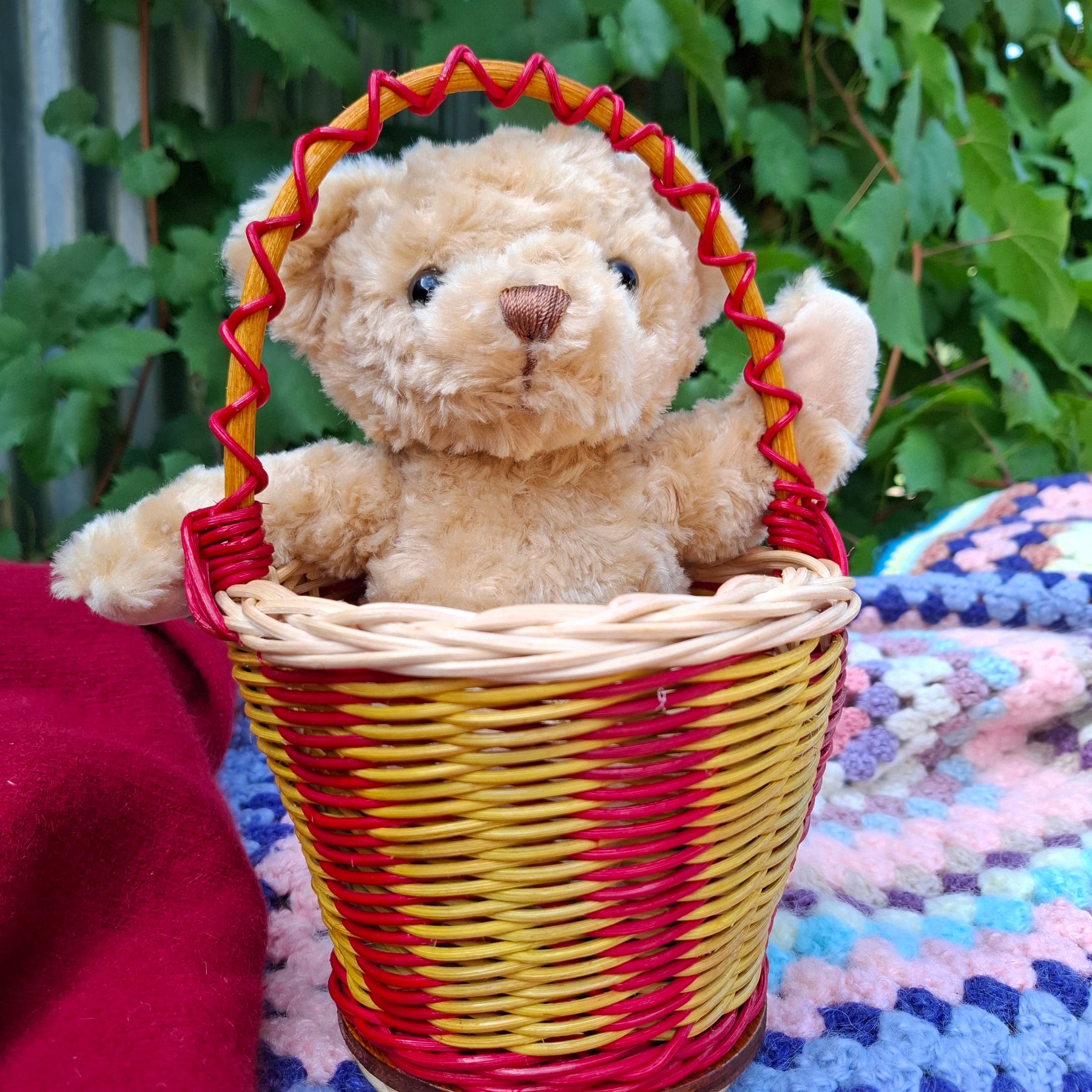 Basket children toys play gifts entertainment birthday easter