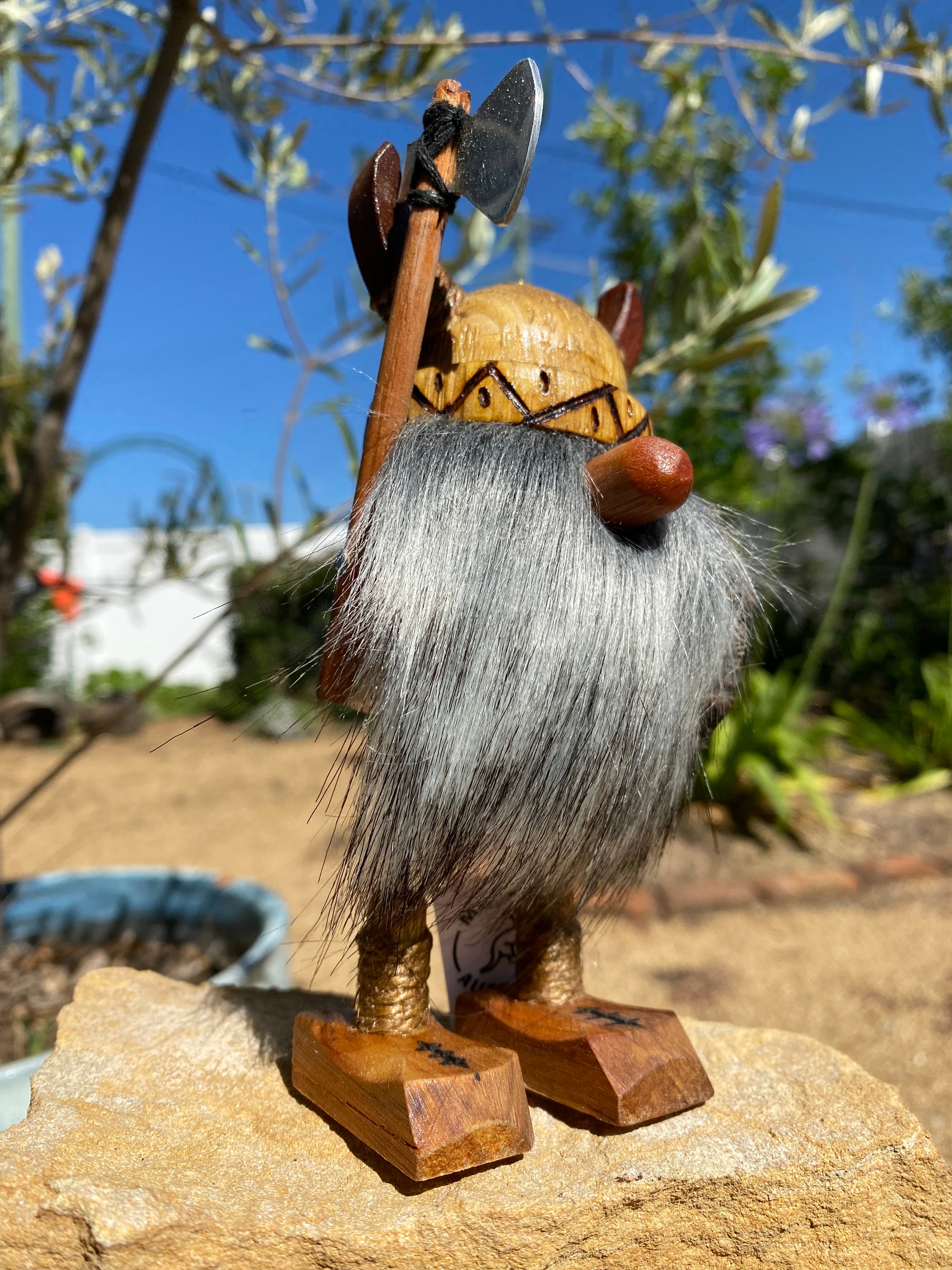 Grey Beard Viking (Celtic Shield)