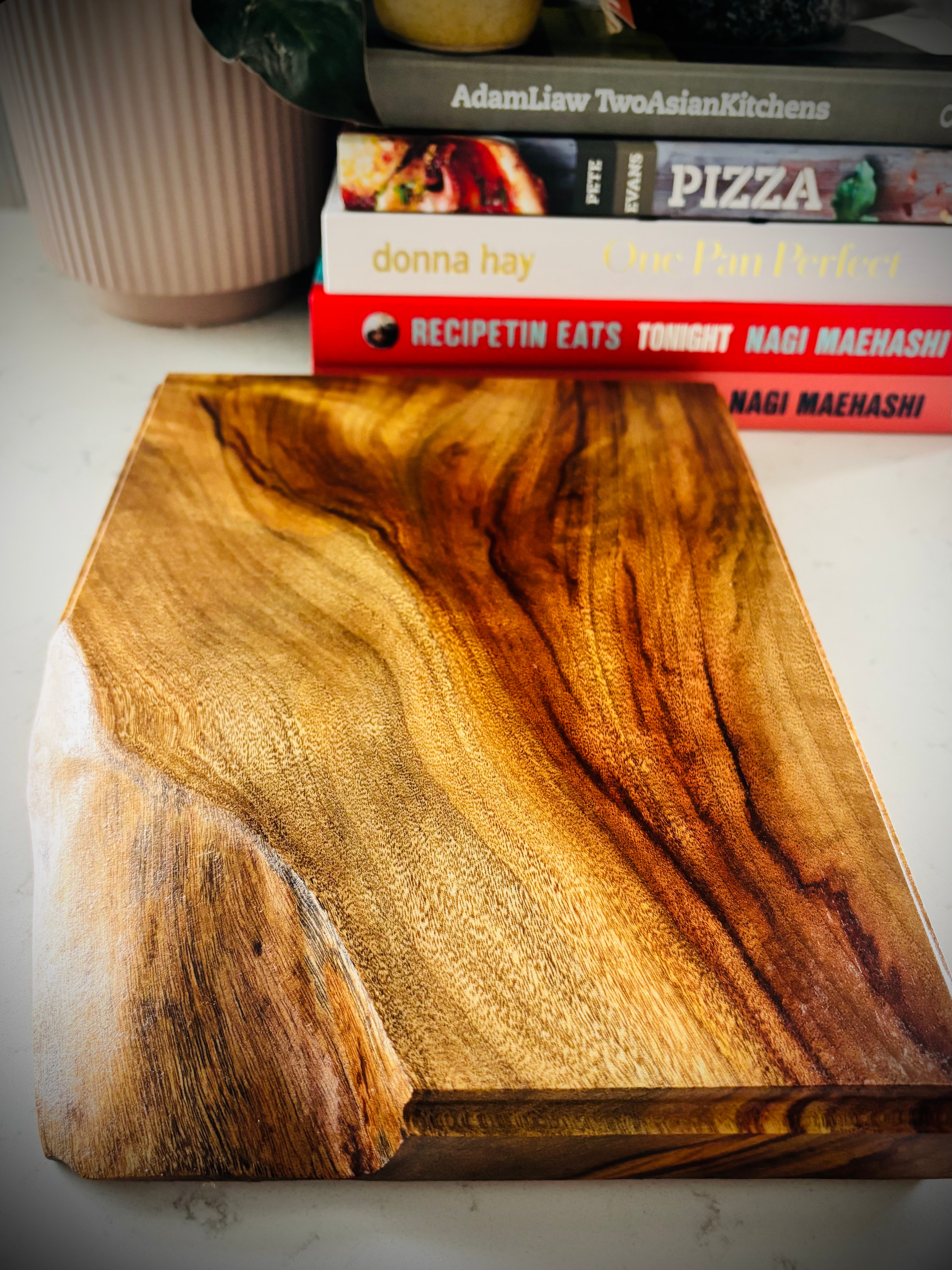 Hardwood Camphor Laurel Charcuterie Board 300x220x35mm