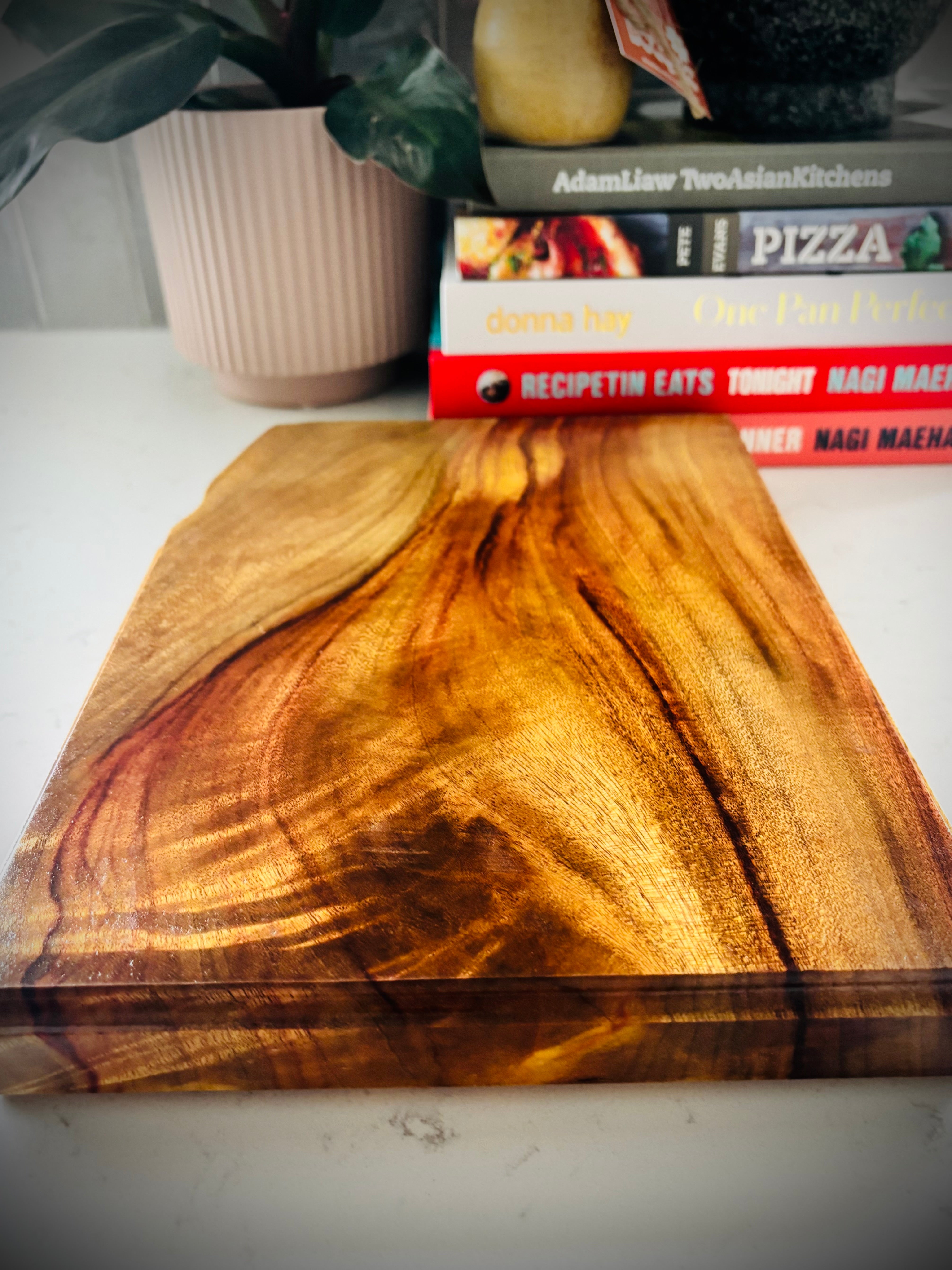 Hardwood Camphor Laurel Charcuterie Board 300x220x35mm