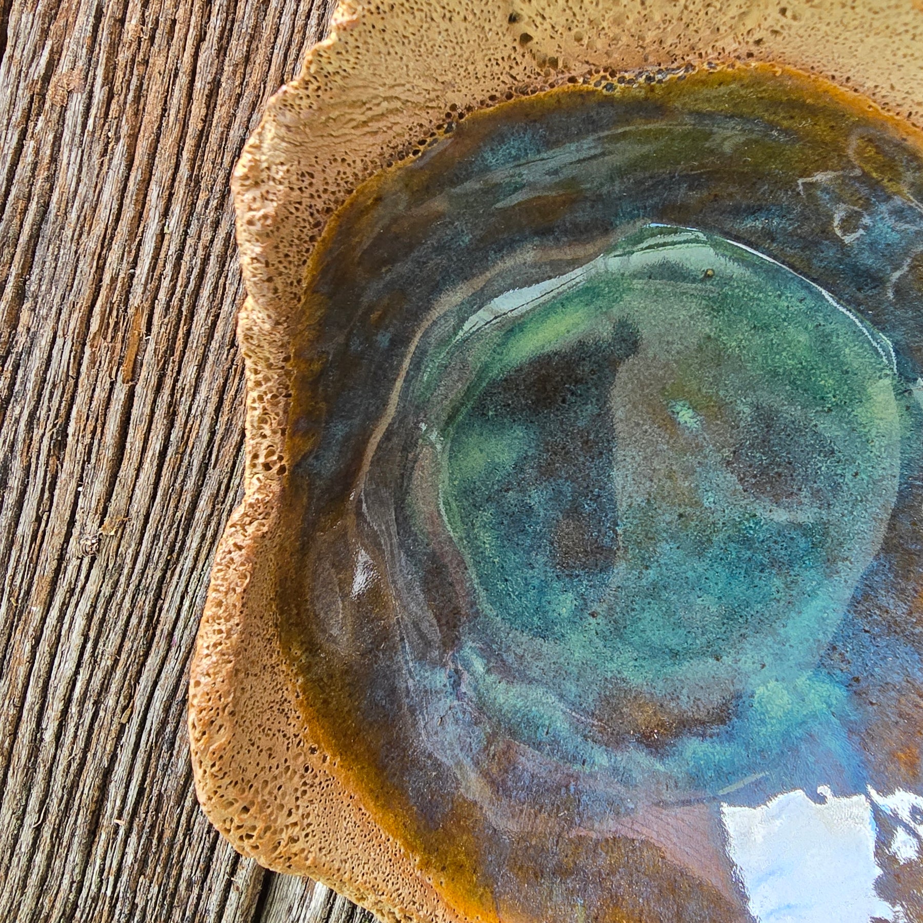 Rockpool series textured bowl