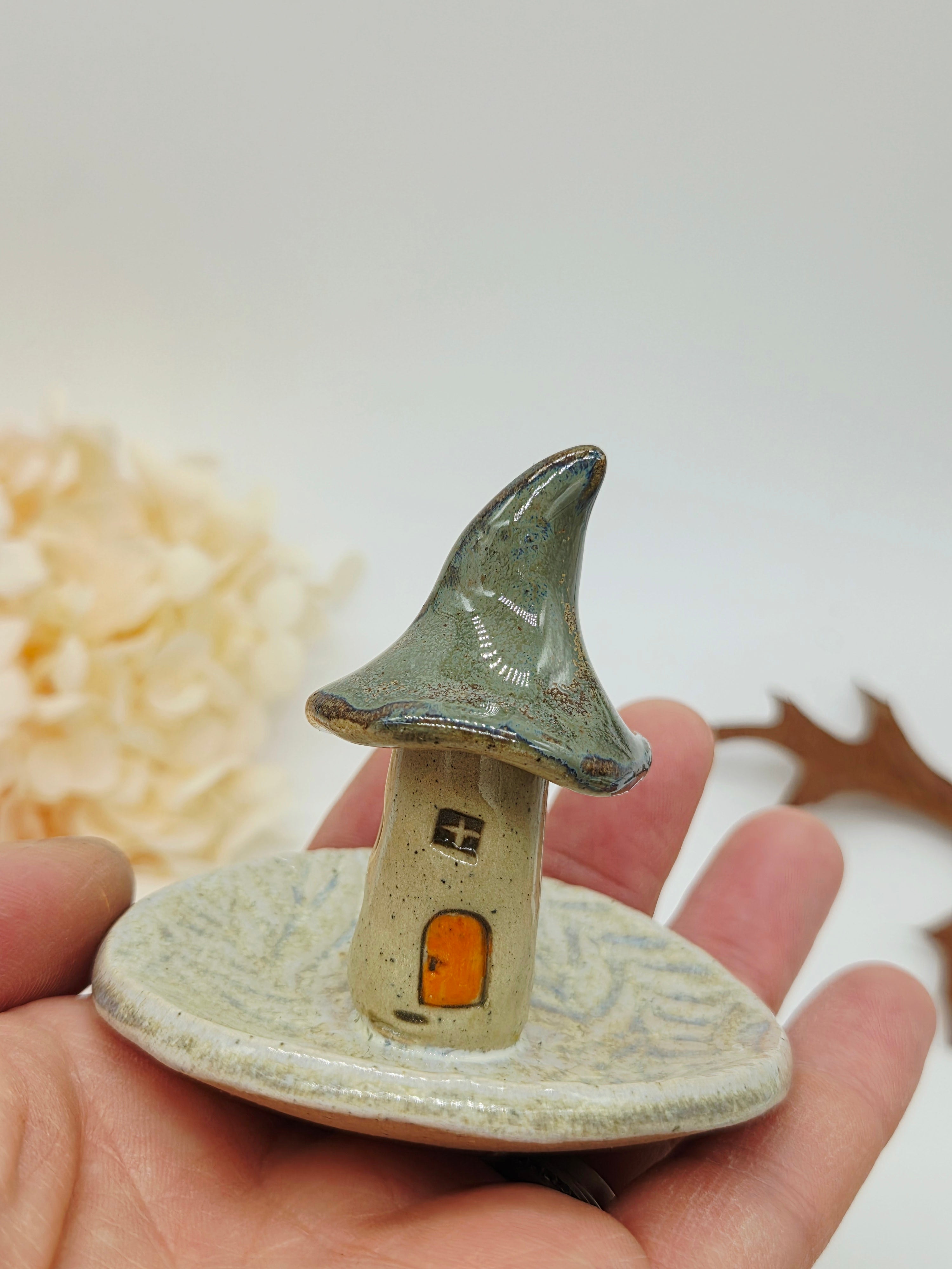Toadstool Ring Dish Moonlight and Smoke