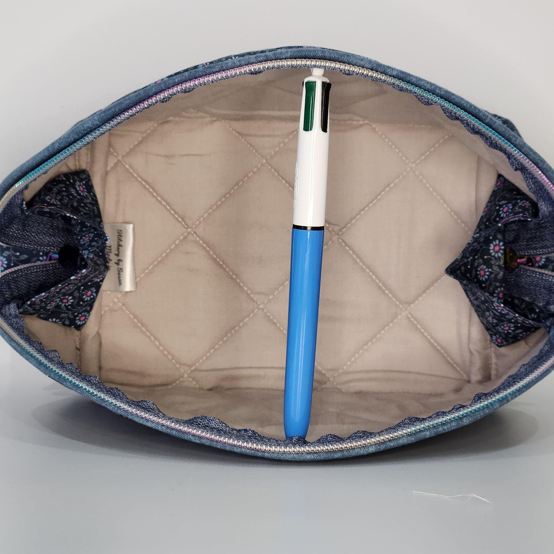 Extra Large Zippered Taco Pouch