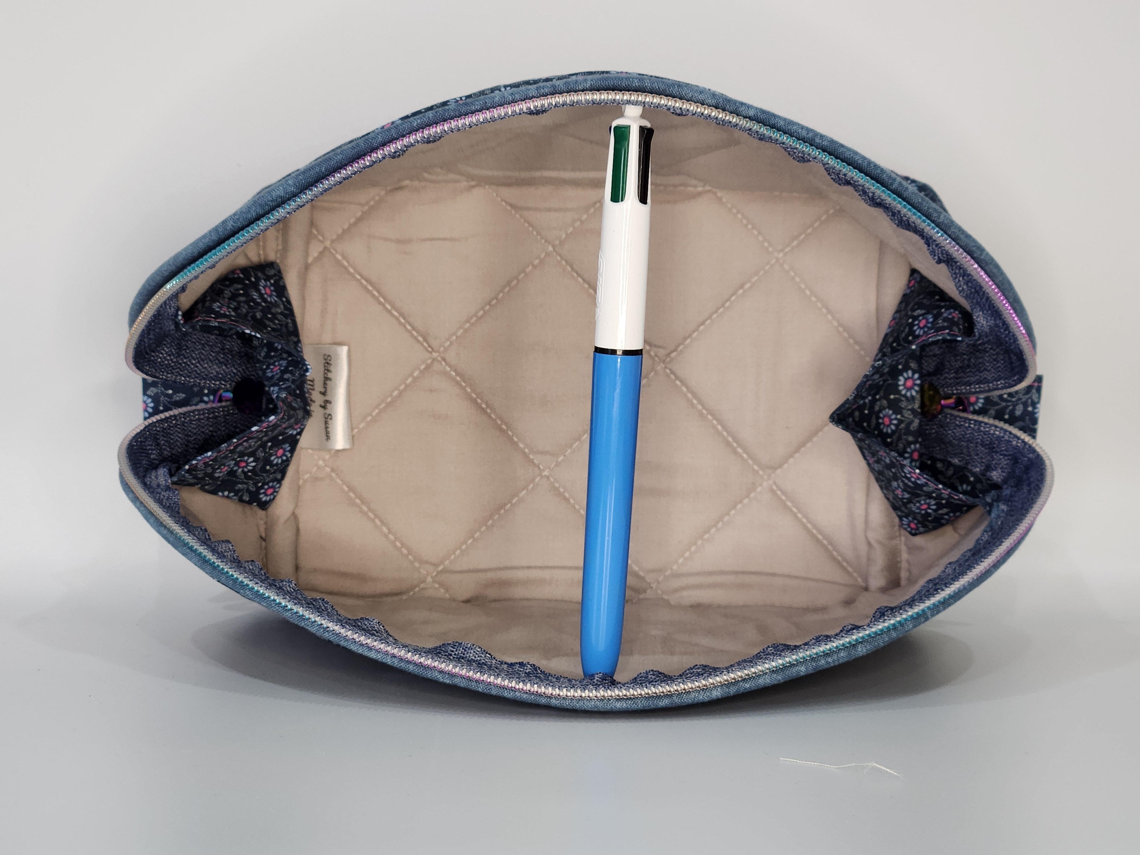 Extra Large Zippered Taco Pouch