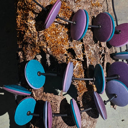 TIDES OF COLOUR - POLYMER CLAY NECKLACE