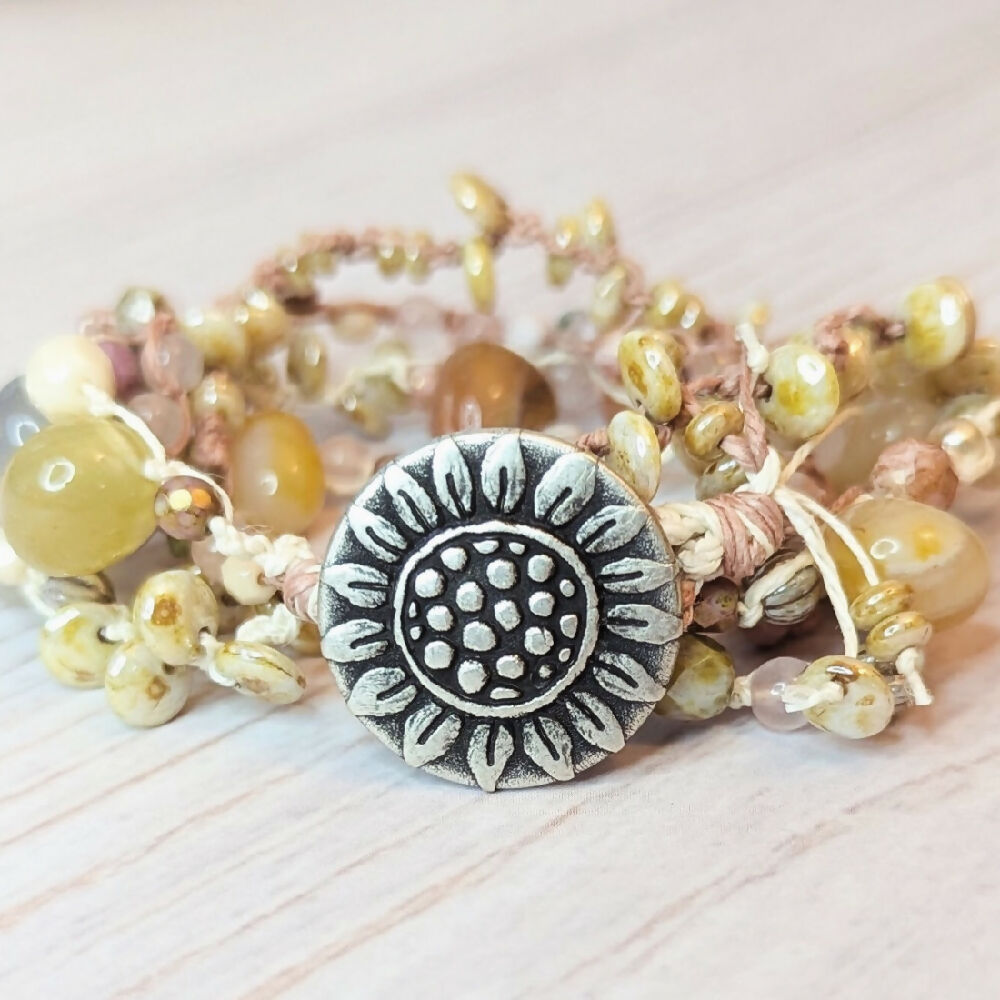 Sunflower bracelet | hemp bracelet | agate | beaded button bracelet