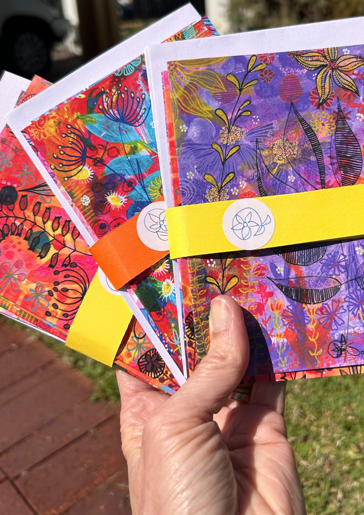 6 Bright and Beautiful Greeting Cards