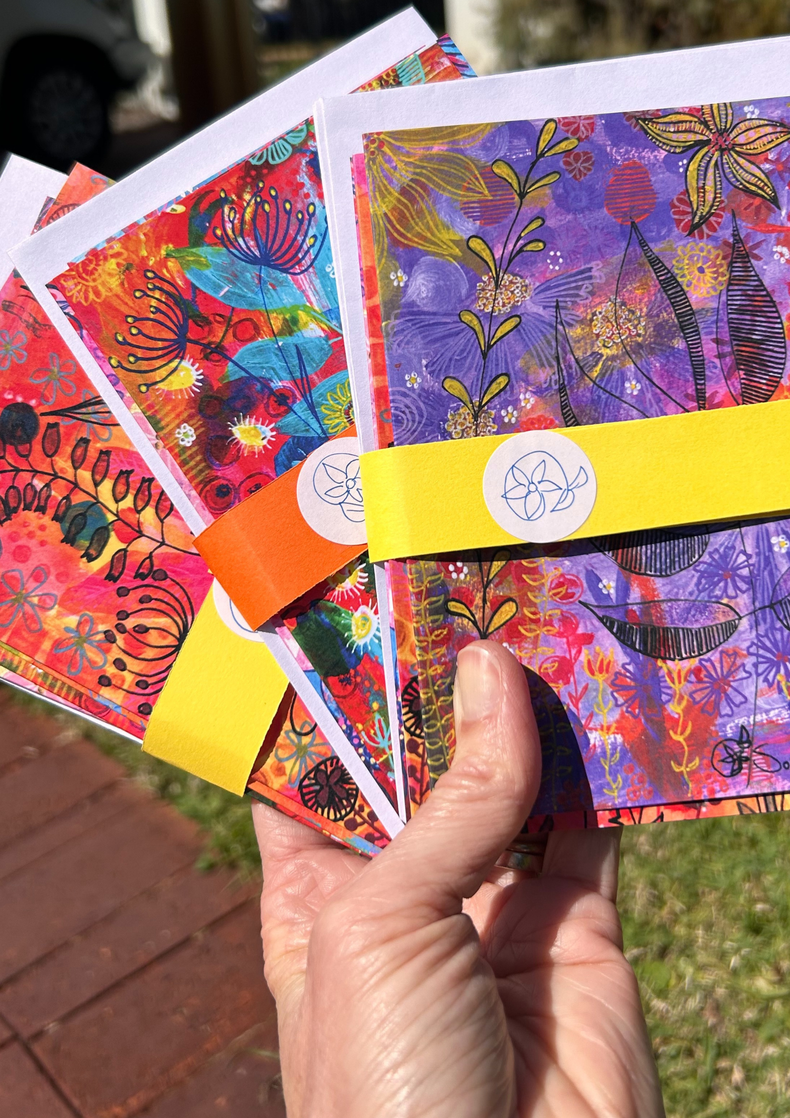 6 Bright and Beautiful Greeting Cards